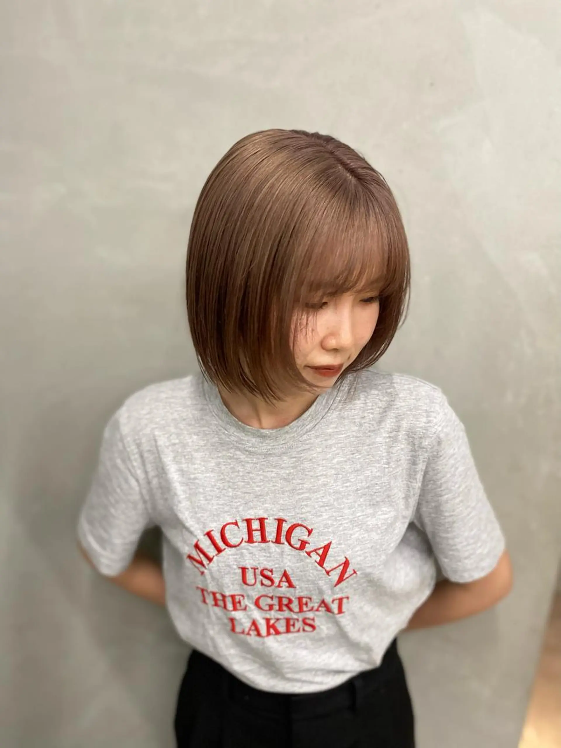 ミディアム カラー ヘアアレンジ ベージュカラー mina 🌷のヘアスタイル