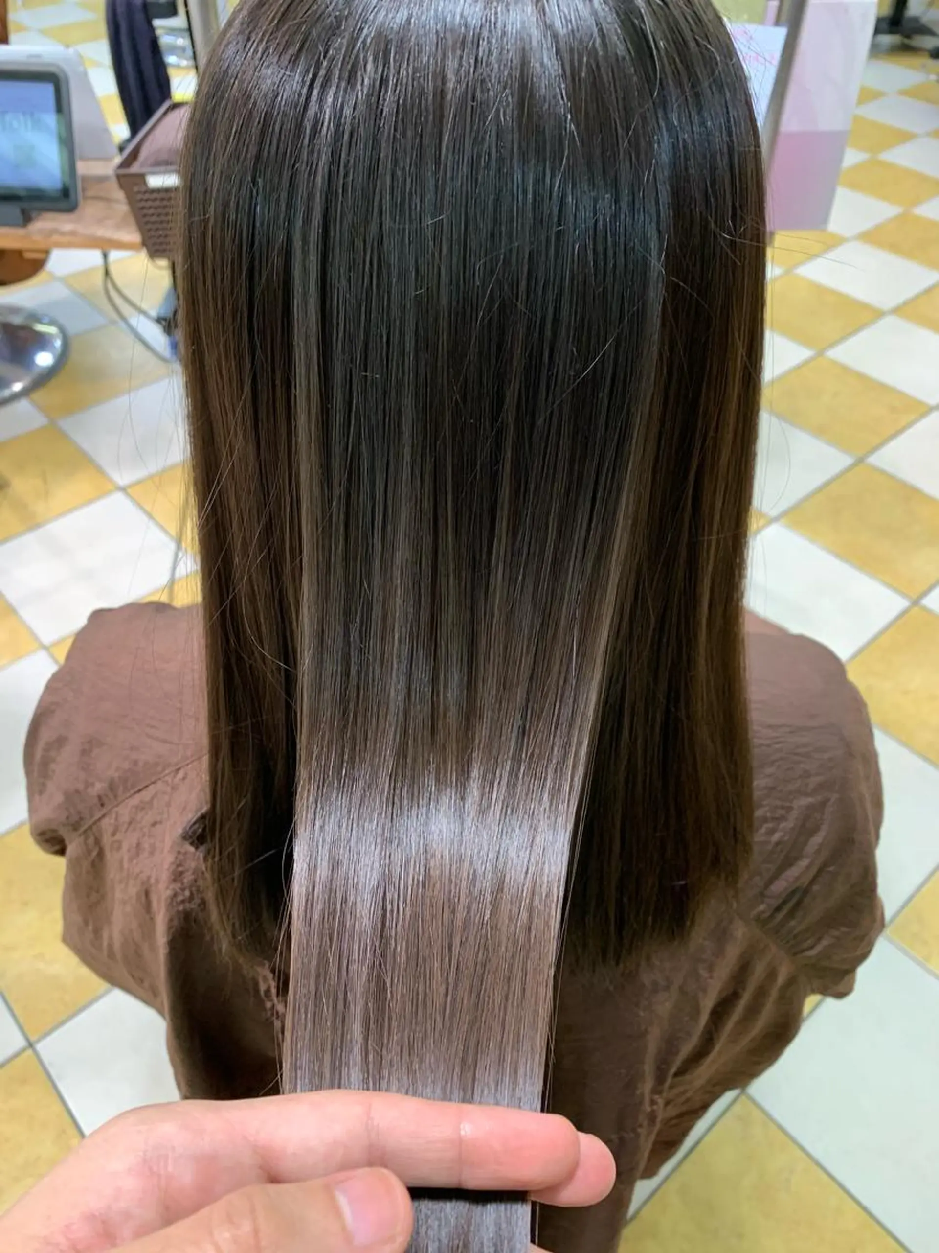 ロング トリートメント ササ　ユウキ/パーマ 縮毛矯正/髪質改善のヘアスタイル