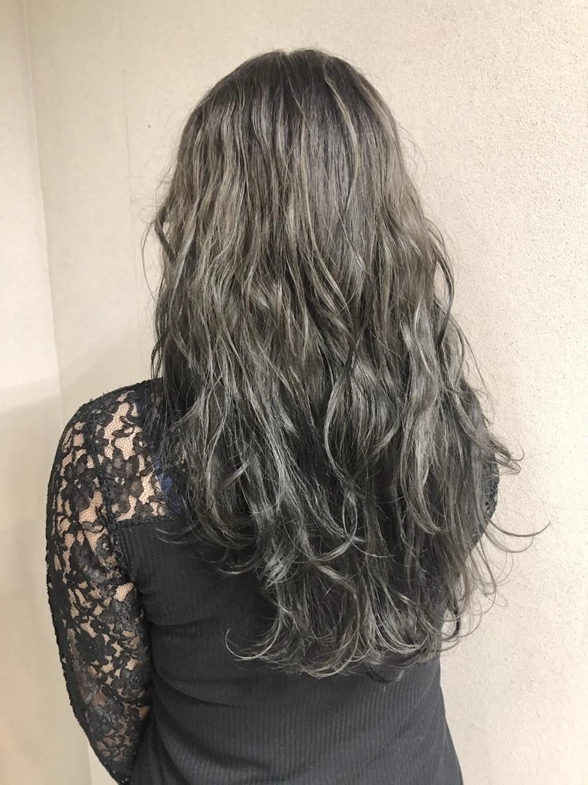 ロング カラー ケアブリーチ /髪質 改善/古橋圭史郎のヘアスタイル