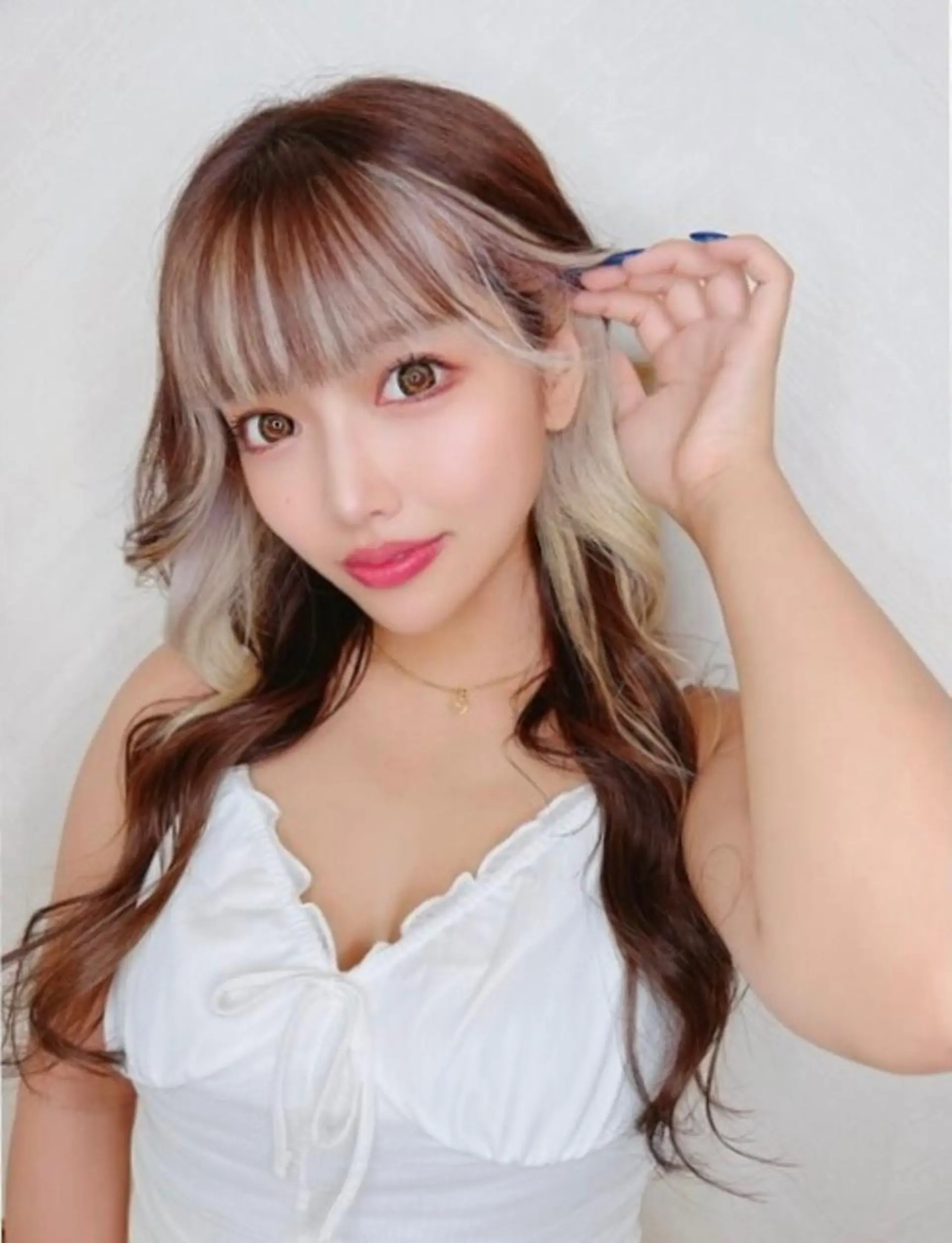 セミロング ミストバング 韓国風ヘア エクステ PREss Natsumiのヘアスタイル