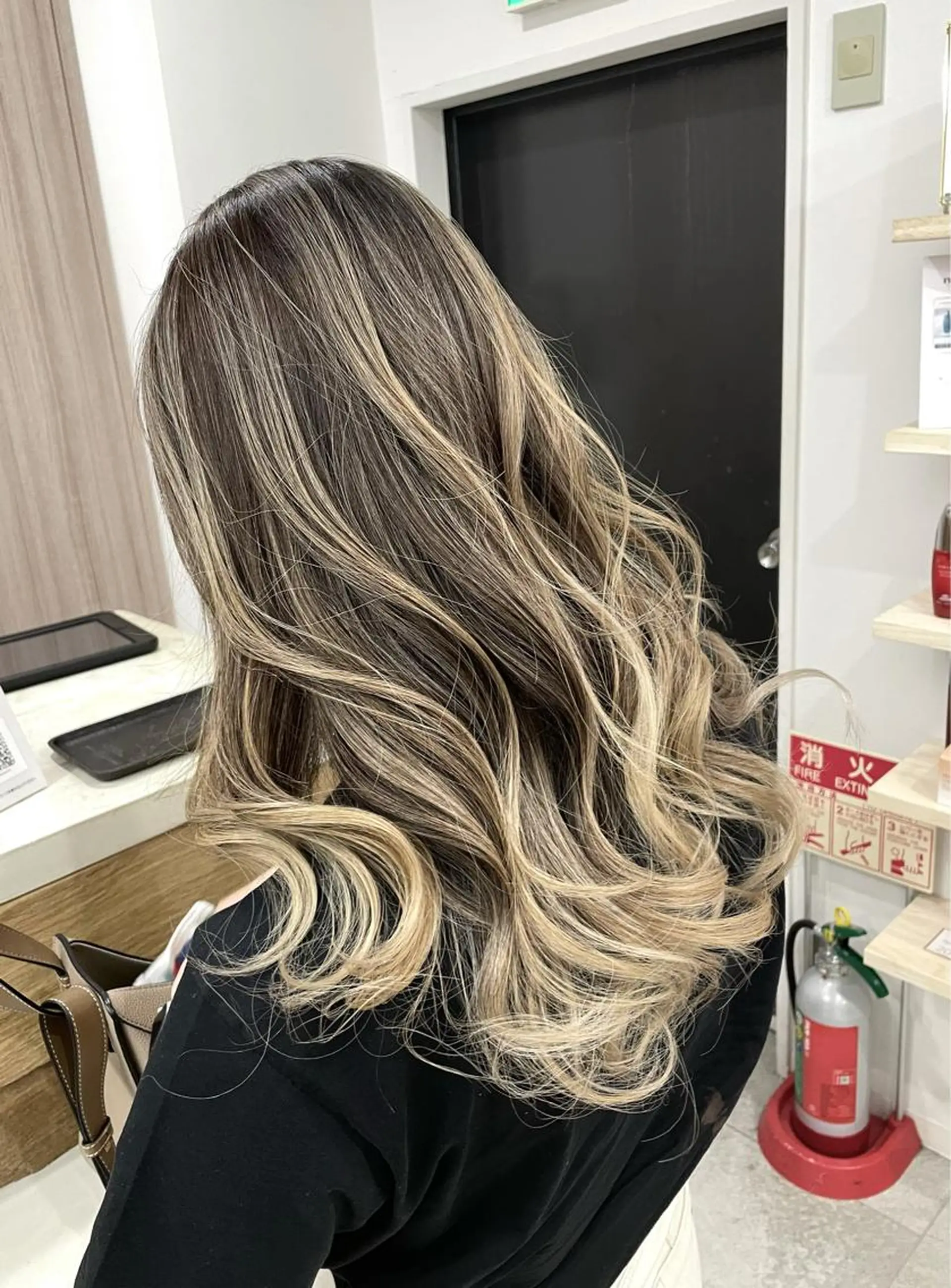 セミロング gisele所属・小山 一之のヘアスタイル