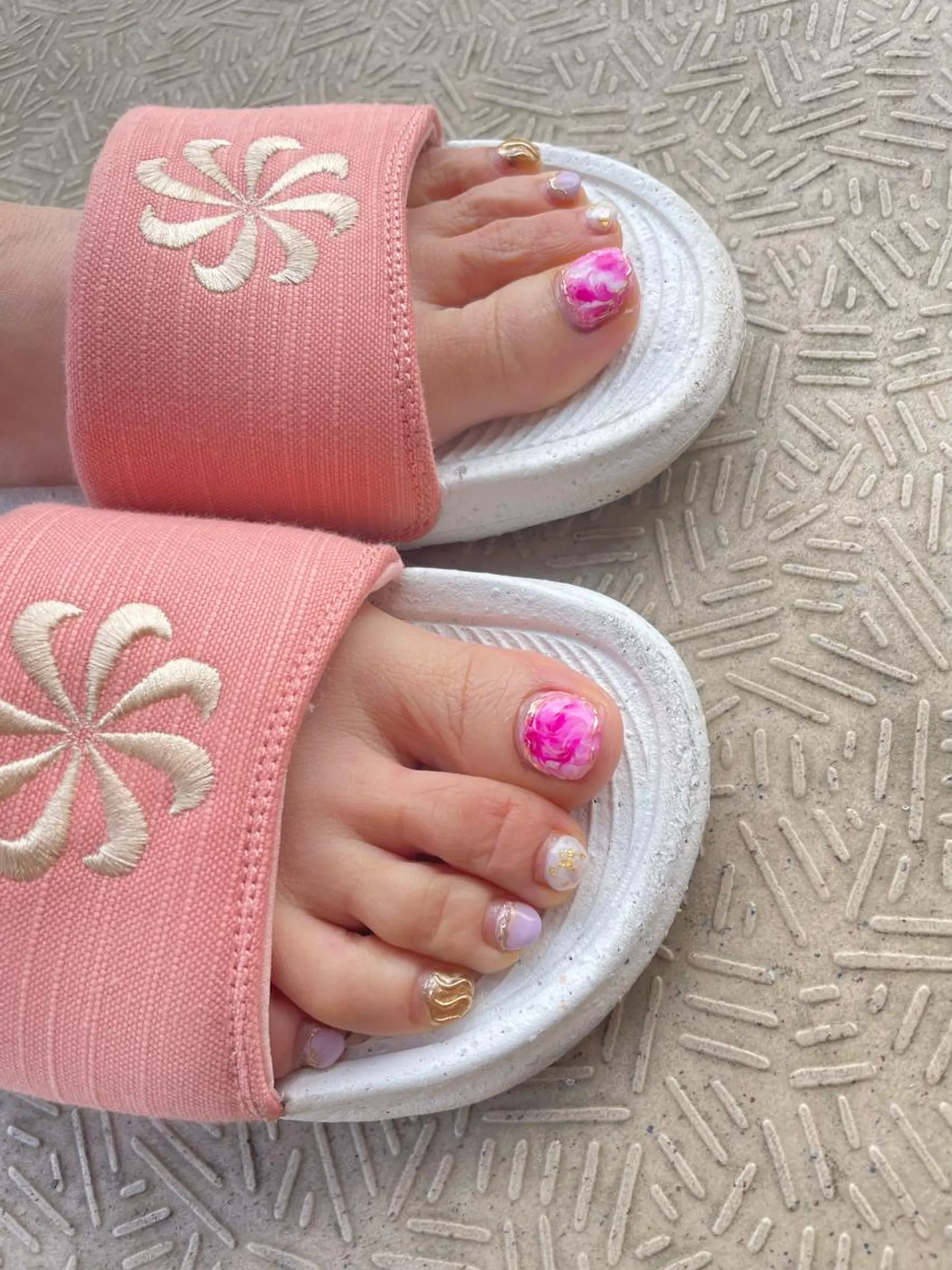 ネイル フットネイル 大理石ネイル(マーブル) ニュアンスネイル Nail salon Betty❤︎のネイルデザイン