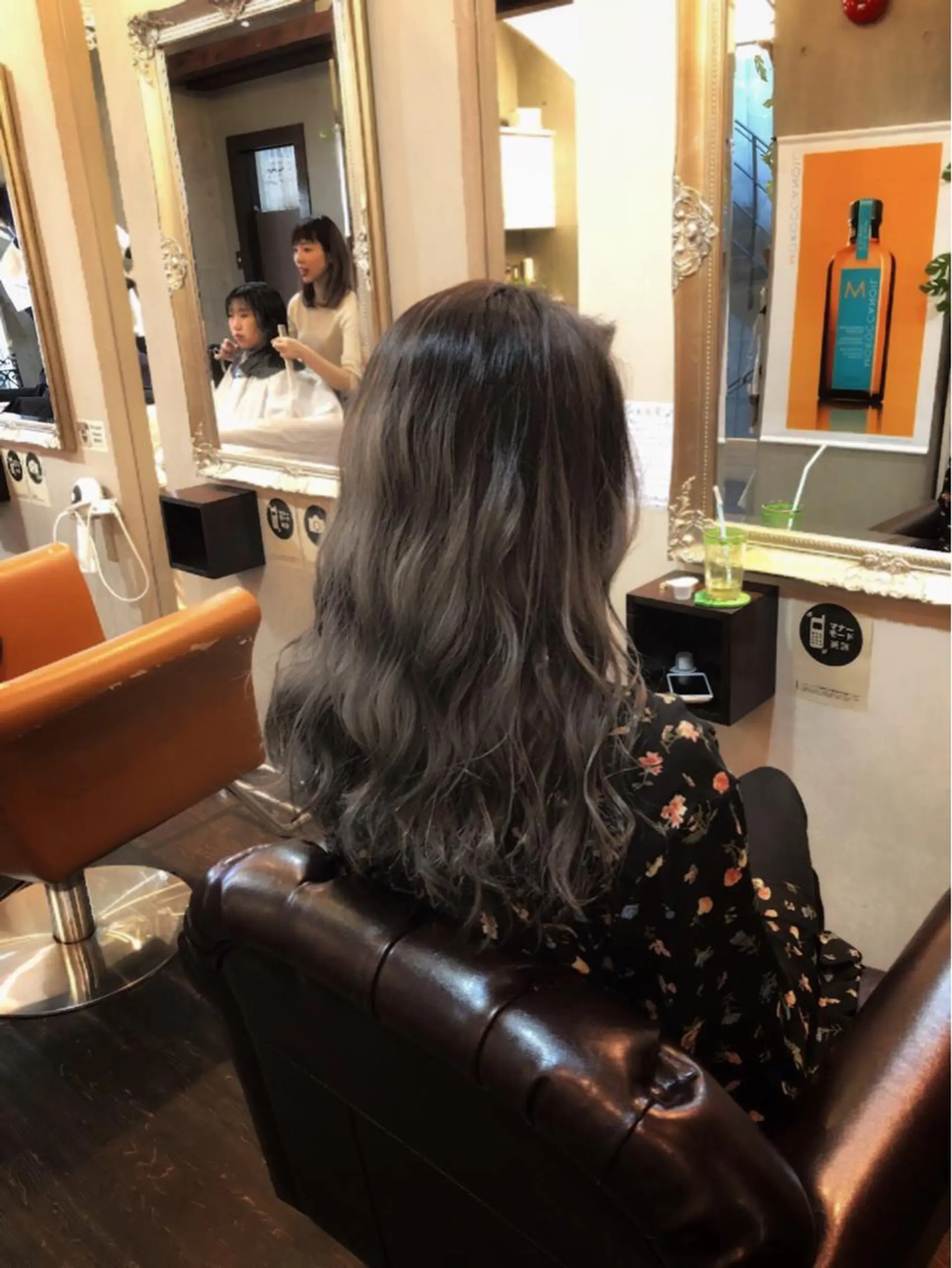 ロング カラー ブリーチ ダブルカラー グラデーションカラー 是枝 さくらのヘアスタイル