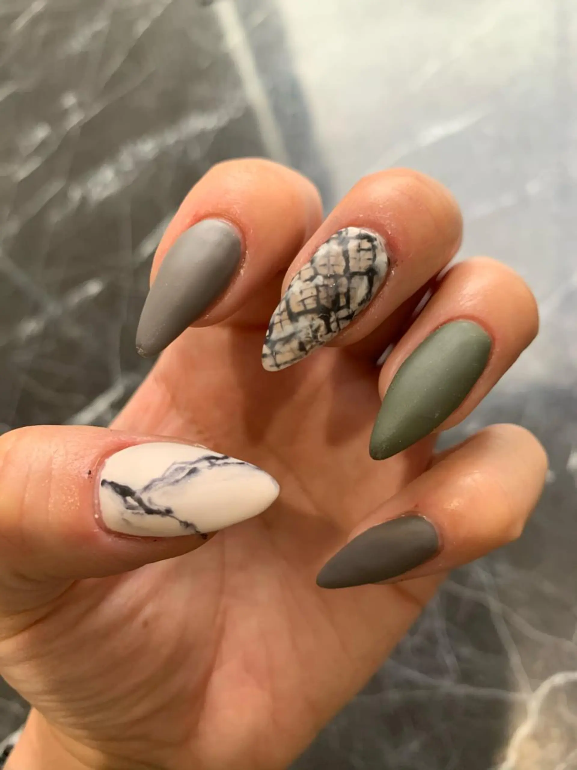 ネイル ハンドネイル J. NAILのネイルデザイン