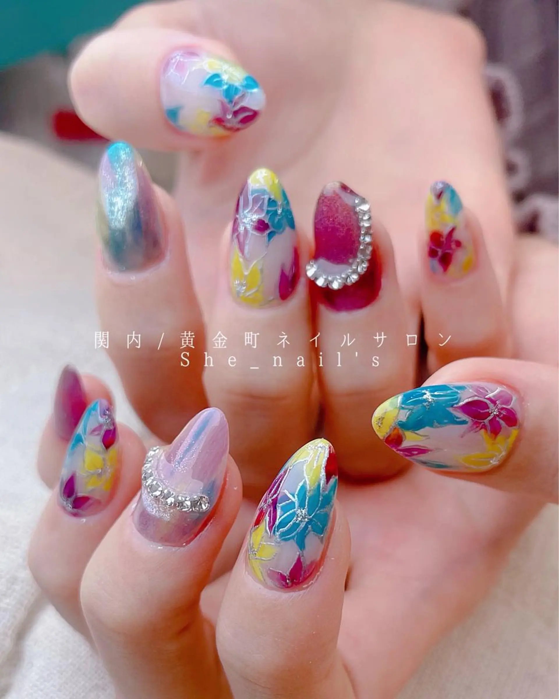 ネイル Blushオーナー Shiinaのネイルデザイン