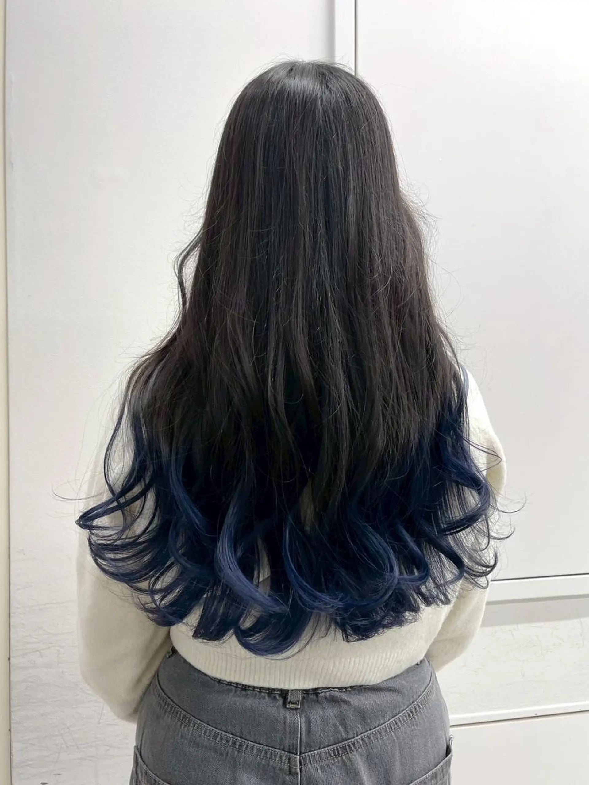 カラー ロング アディクシーカラー アッシュ ブルーカラー ダークアッシュ グレージュ 【公式】amble luxe池袋東口🩷のヘアスタイル