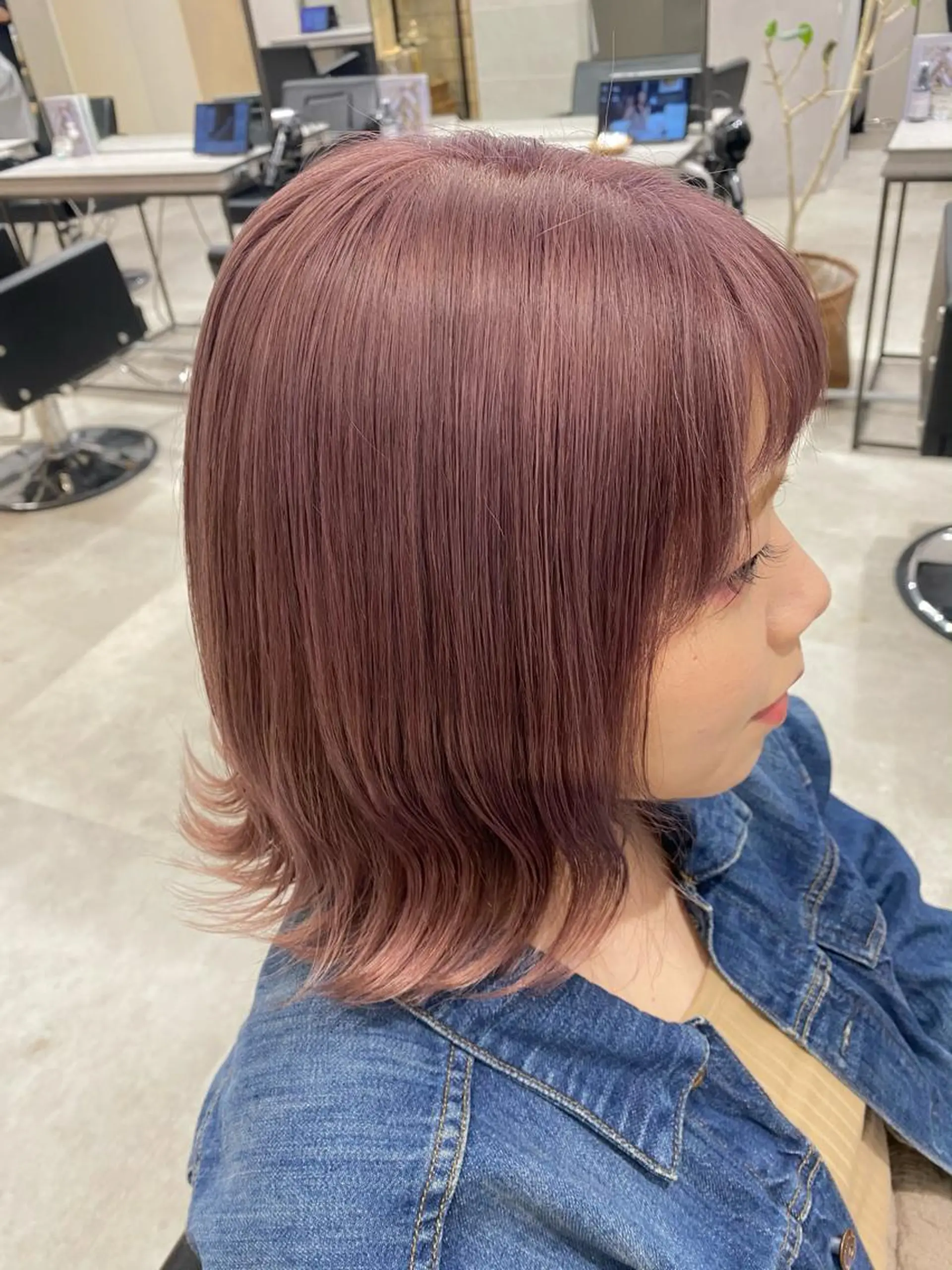 ショート カラー ラベンダーカラー ラベンダーピンク ピンクカラー ピンク/ベージュ /似合わせ/田島百華のヘアスタイル