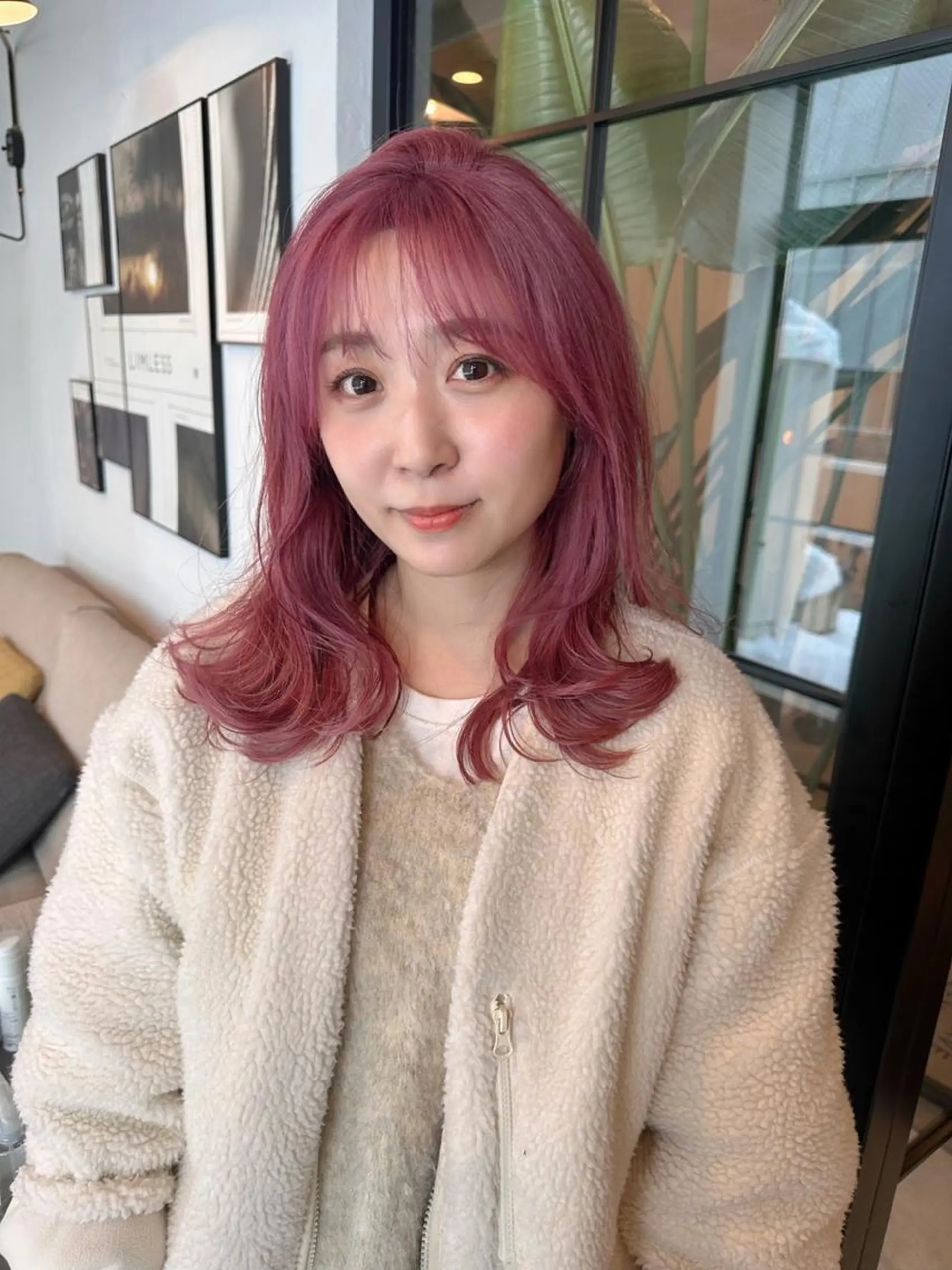 ミディアム カラー パーマ ヘアカラー トリートメント ミルクティ/ピンク/ レイヤー/yuriaのヘアスタイル