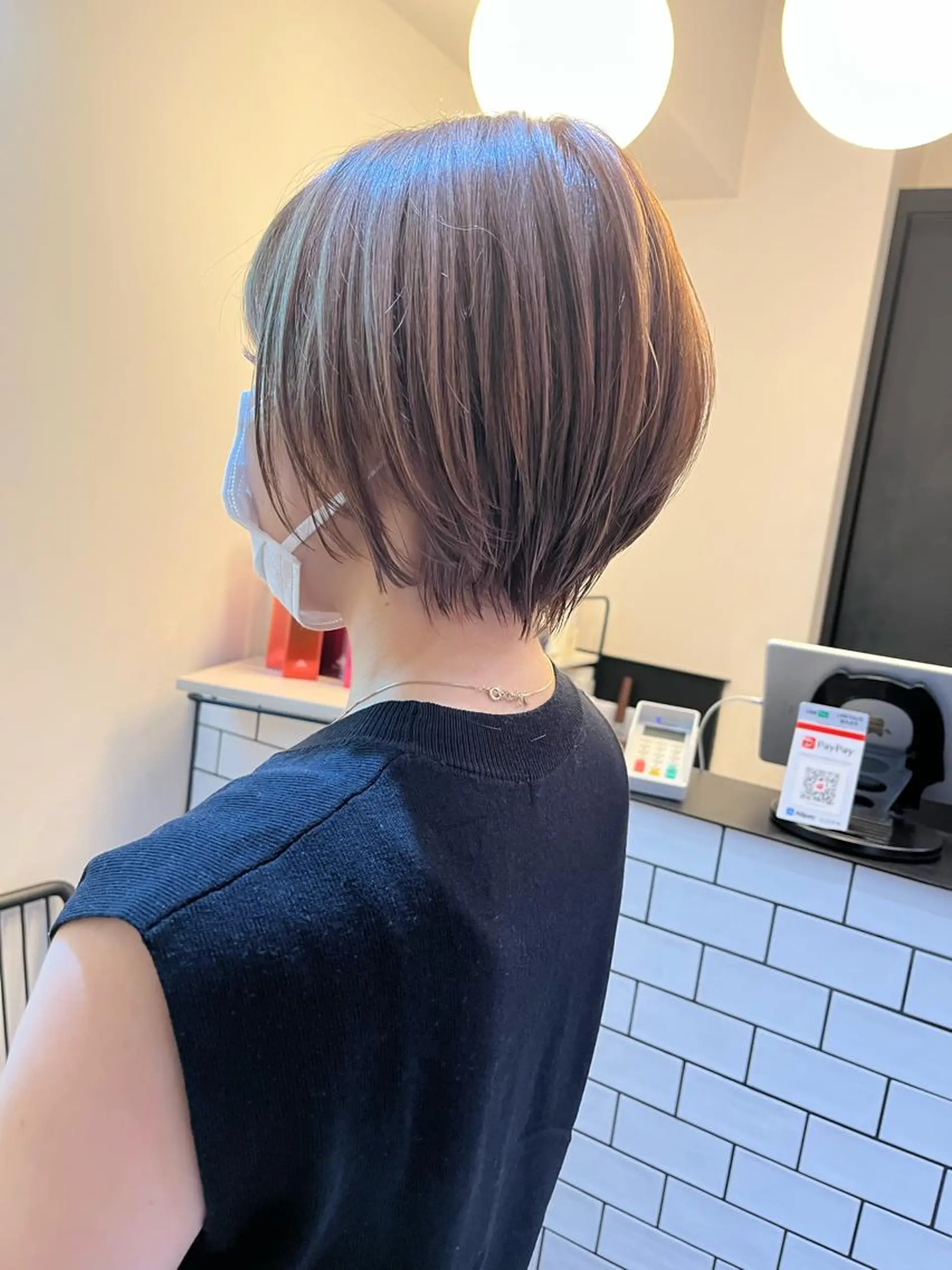 ショート カラー ヘアアレンジ ブリーチ ハイライトカラー ハイライト カット ハイトーンカラー 🦋yuri🦋のヘアスタイル