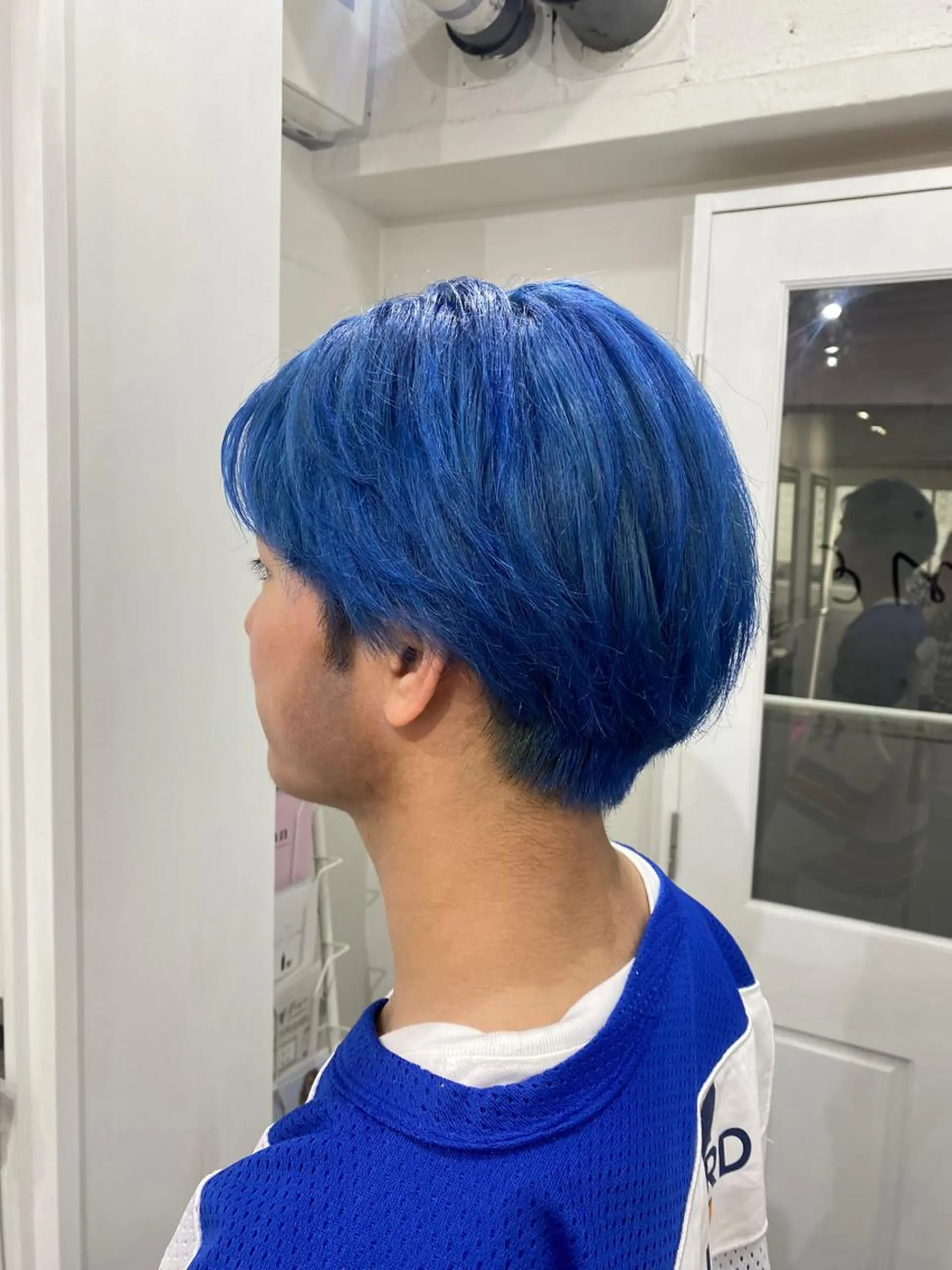 ショート カラー メンズ メンズブリーチ ブリーチ ブルーカラー 楓🦋韓国系レイヤー / 透明感カラー🤍のヘアスタイル