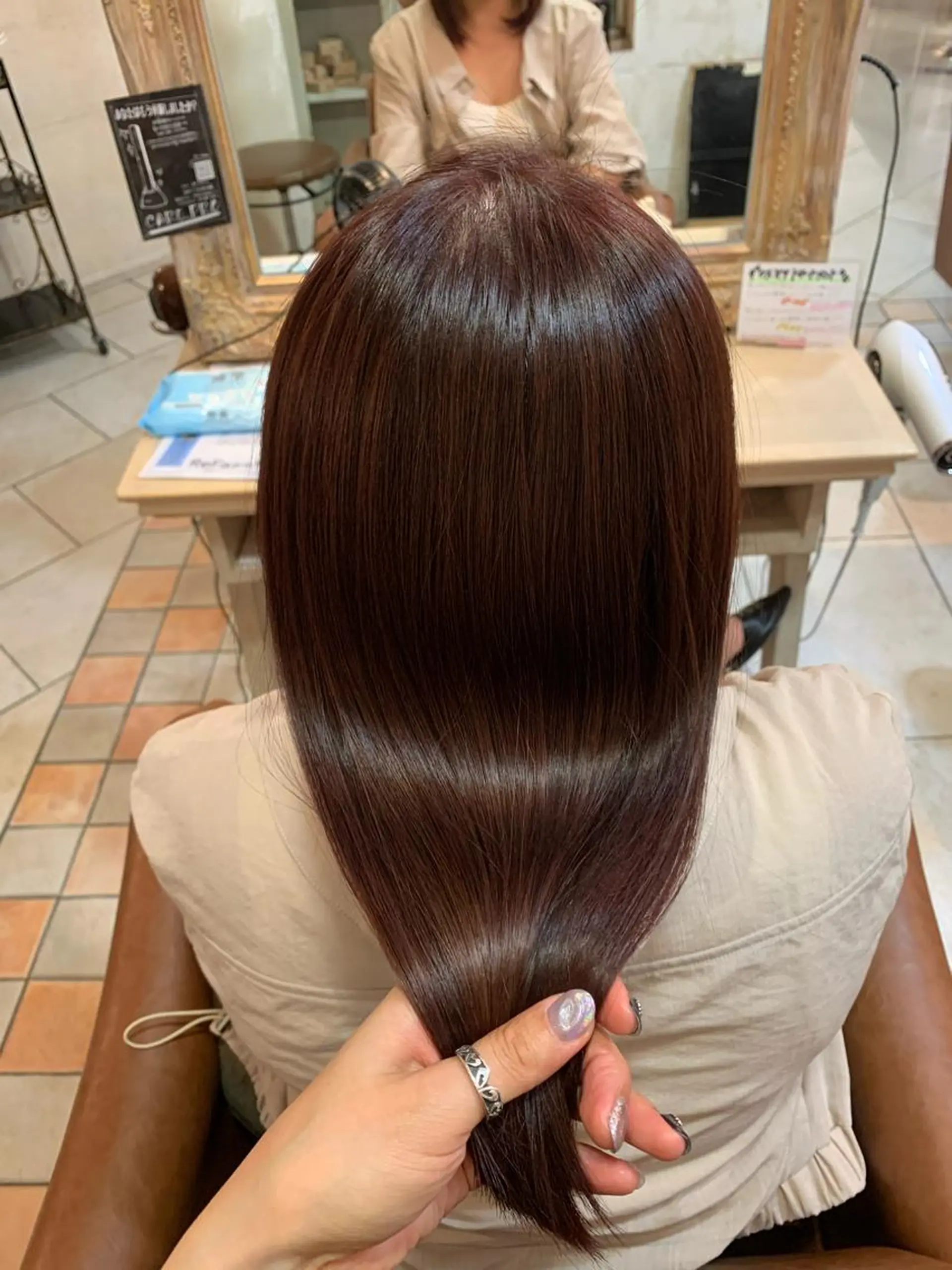 セミロング カラー 髪質改善 トリートメント カット トリートメント 森 早希絵のヘアスタイル