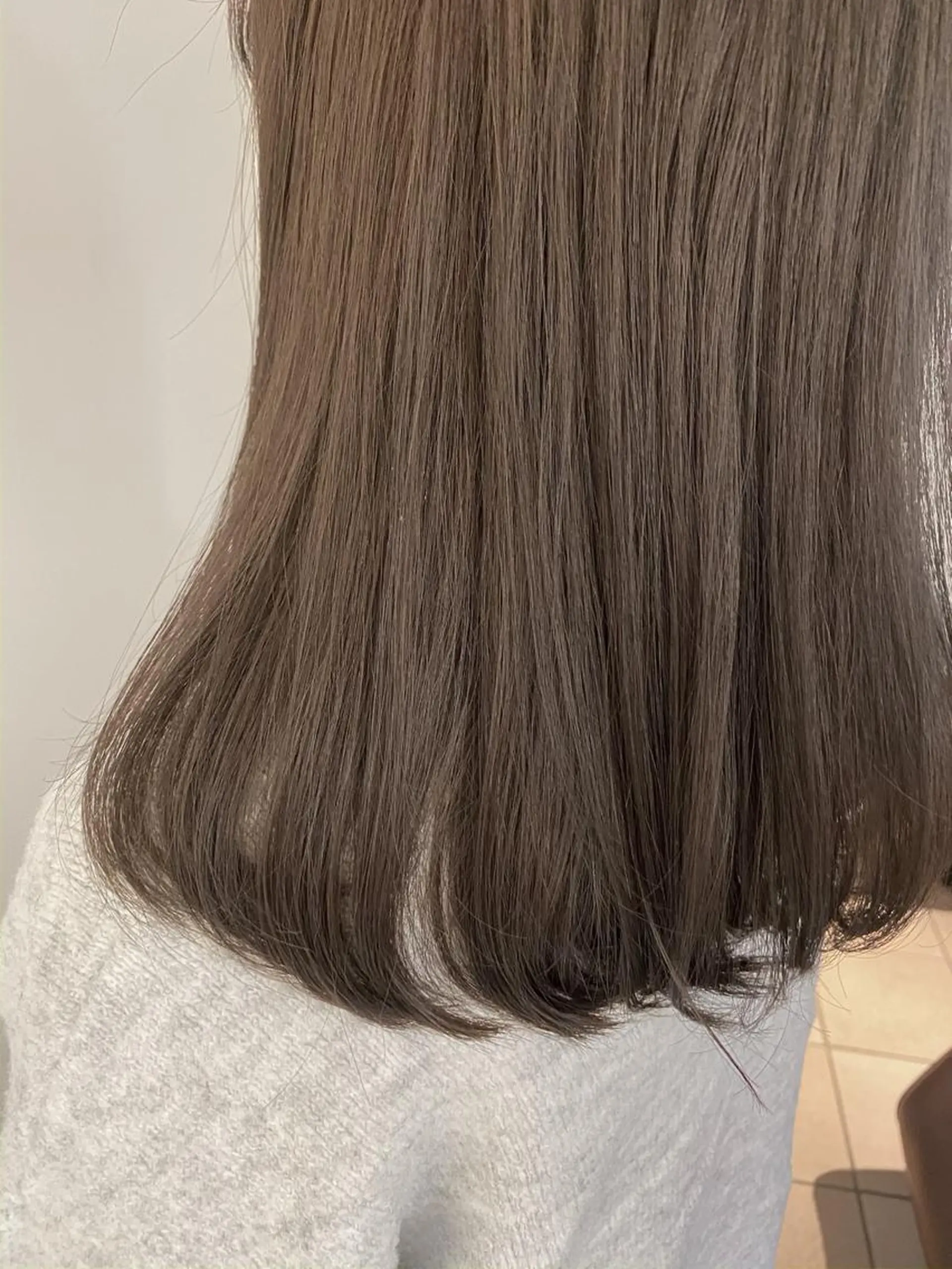 セミロング カラー ブリーチ 透明感カラー ブリーチなしカラー 韓国hair ·͜· watanabeのヘアスタイル