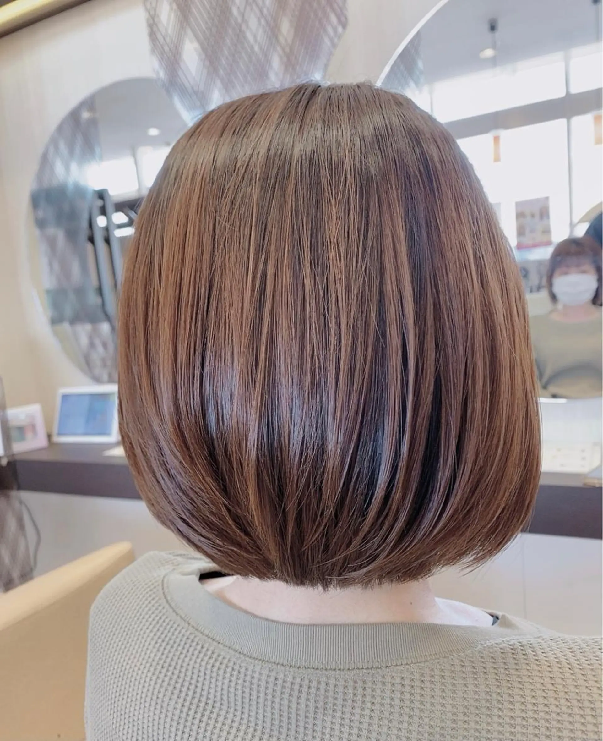 ミディアム カラー 松本 菜那のヘアスタイル