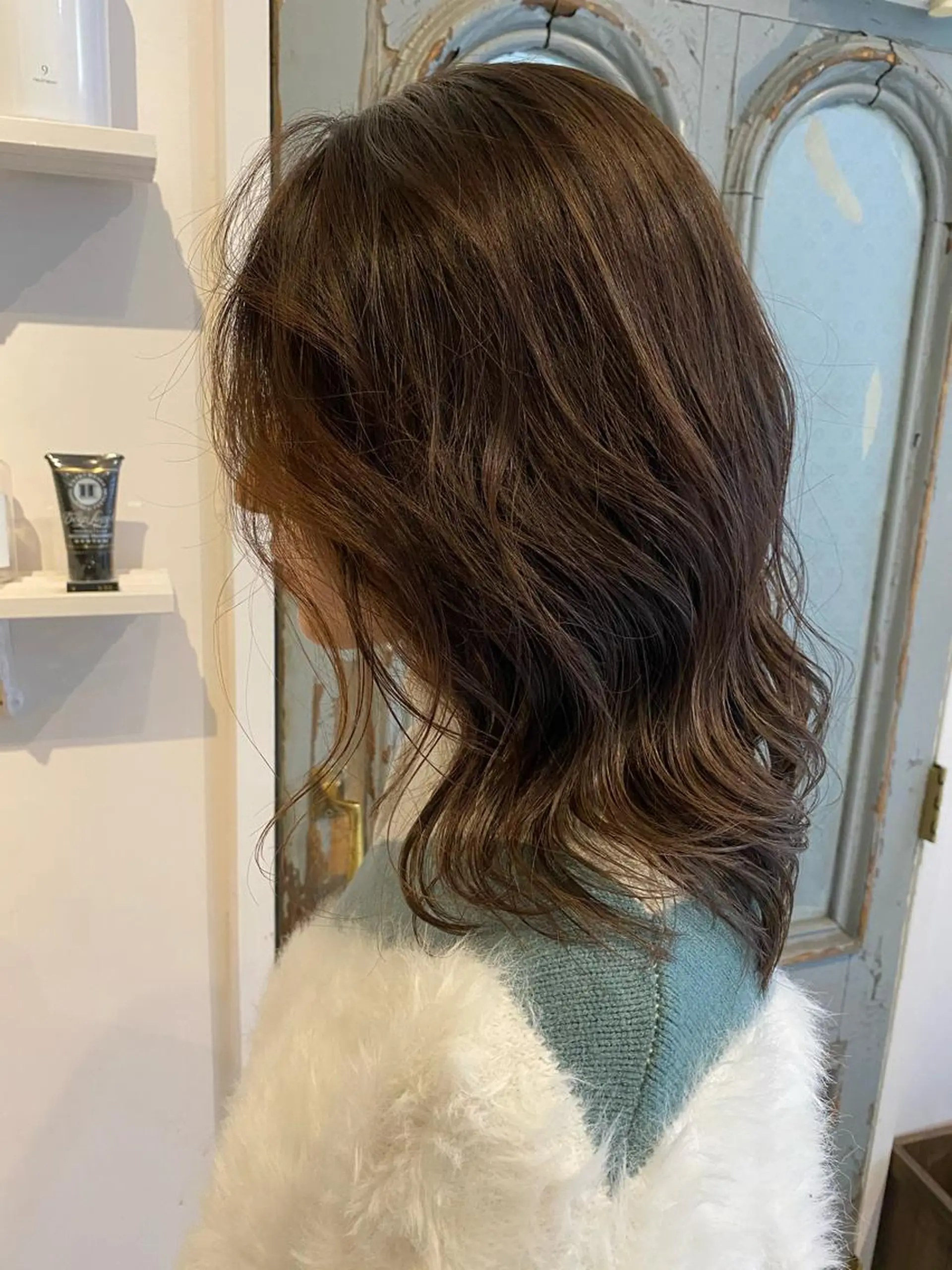 ミディアム カラー vixus mamiのヘアスタイル