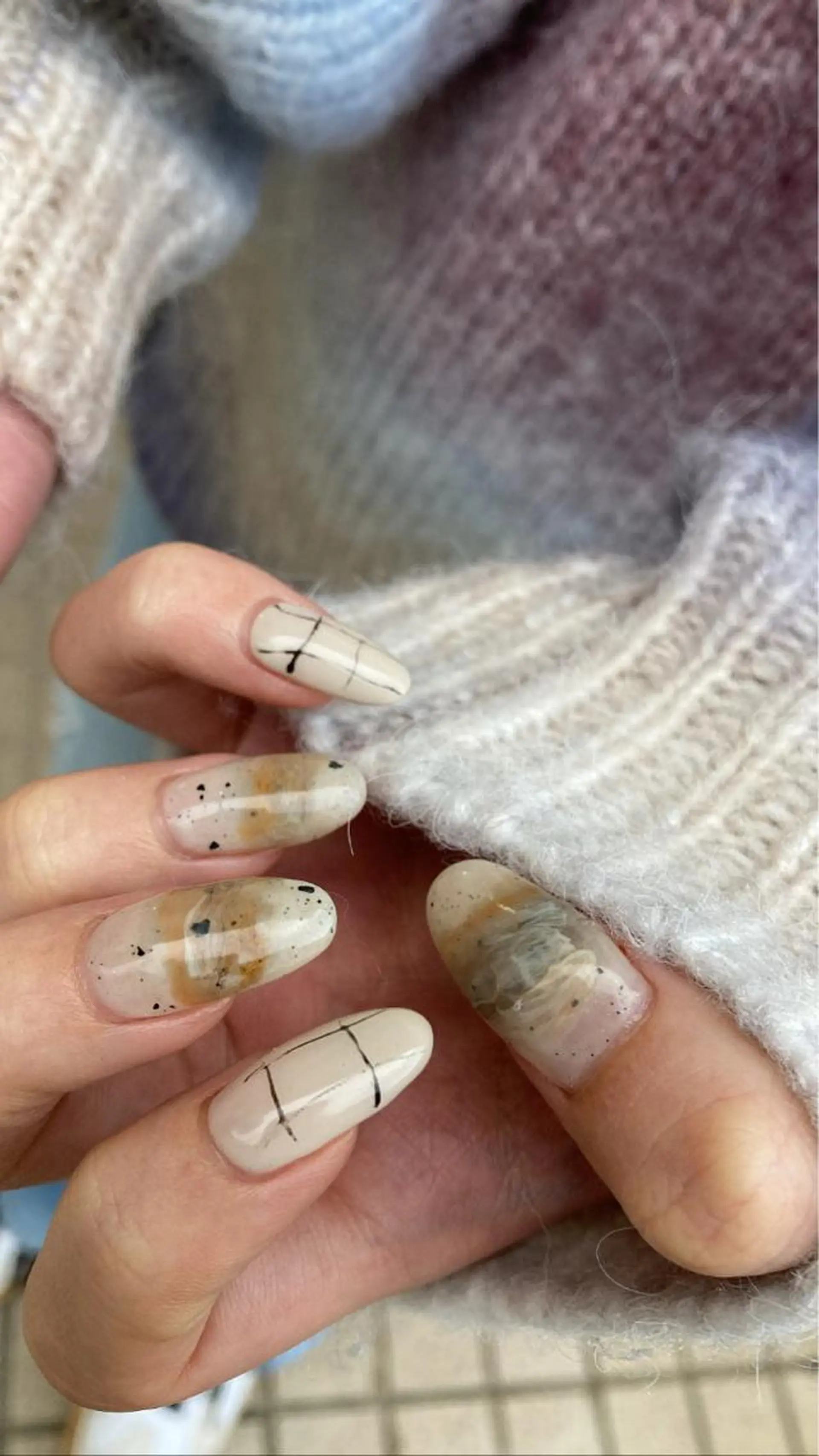 ネイル nailsalon　hue所属・小山 羽奈のネイルデザイン