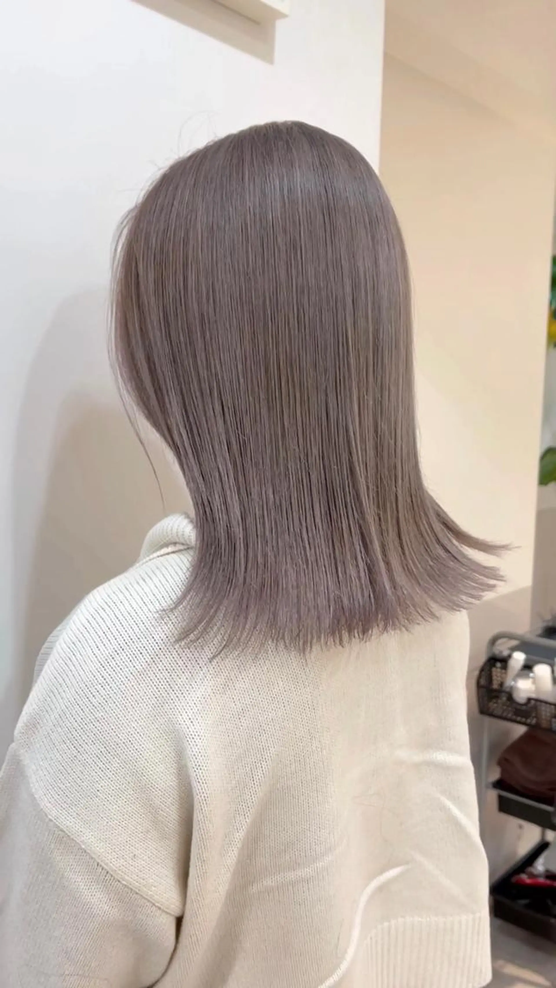 セミロング カラー 夏山 秀憲のヘアスタイル