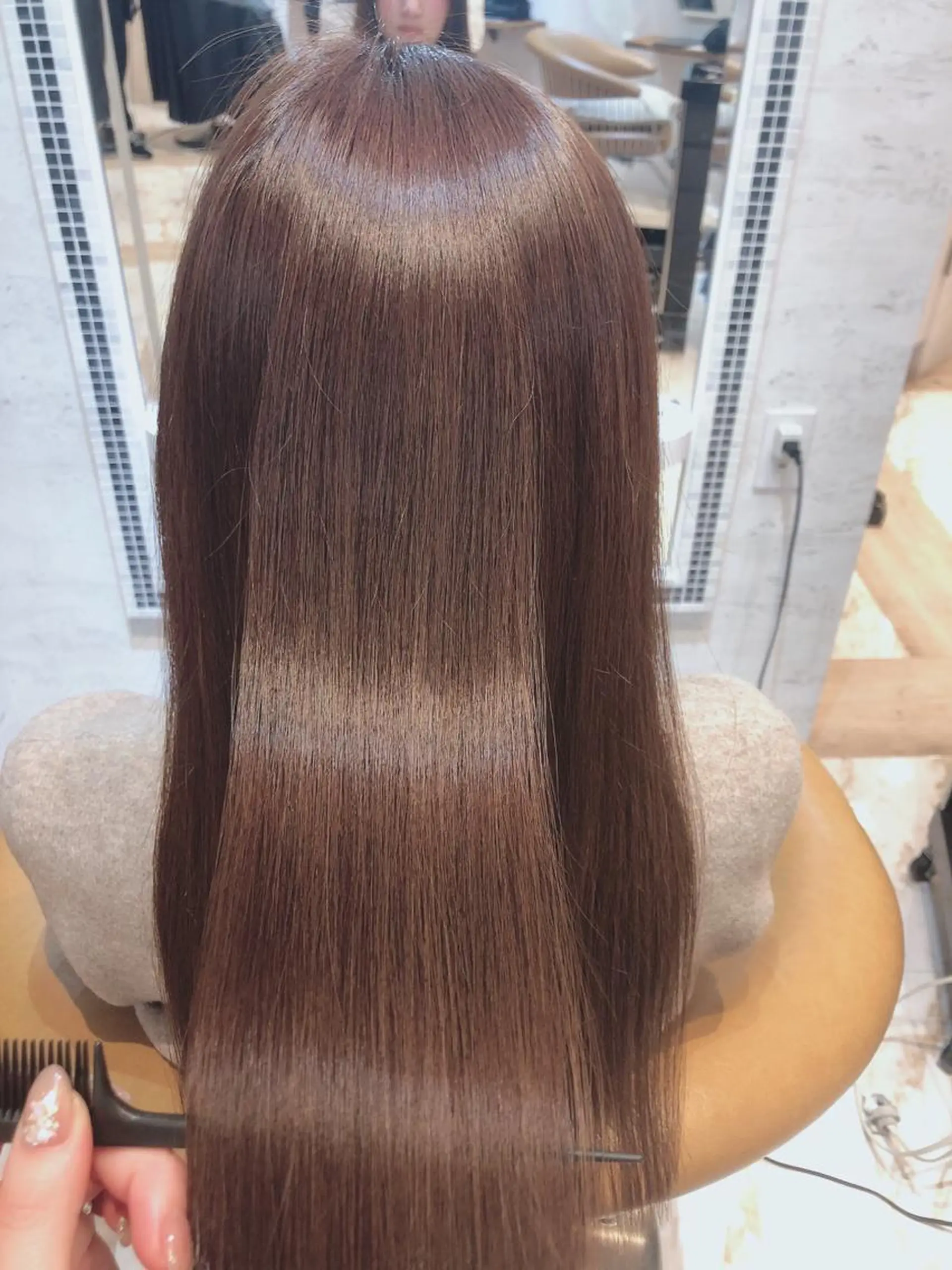 ミディアム カット ヘアカラー トリートメント 代表山口ひな 髪質改善のプロのヘアスタイル