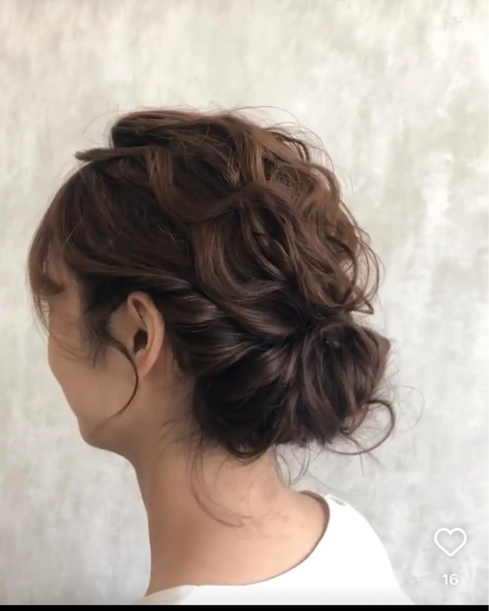 セミロング ヘアアレンジ 口コミ高評価✨ 安達ももかのマツエク・マツパデザイン