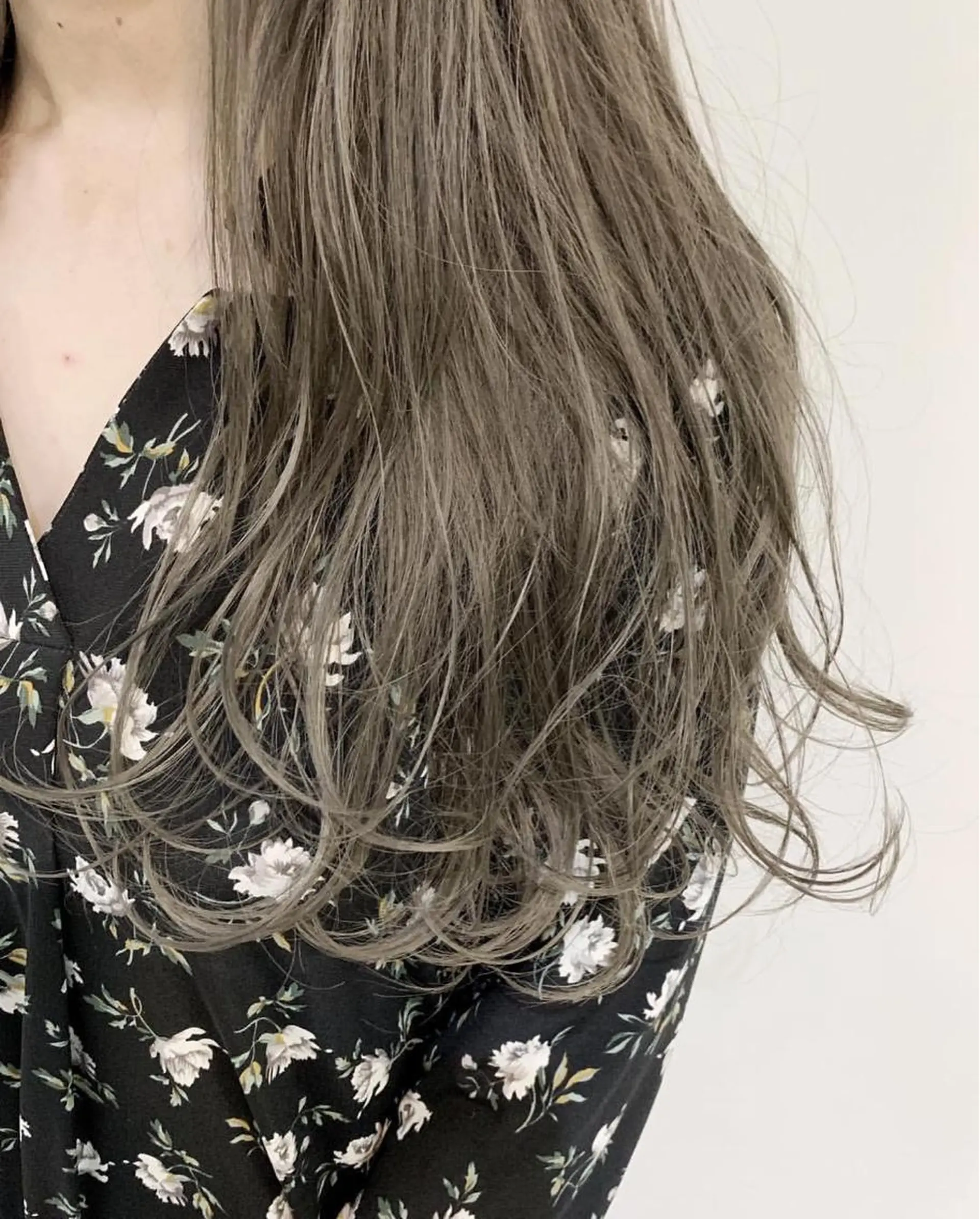 ミディアム カラー ブリーチ salon m ni サロンマーニ所属・久保田 一のヘアスタイル