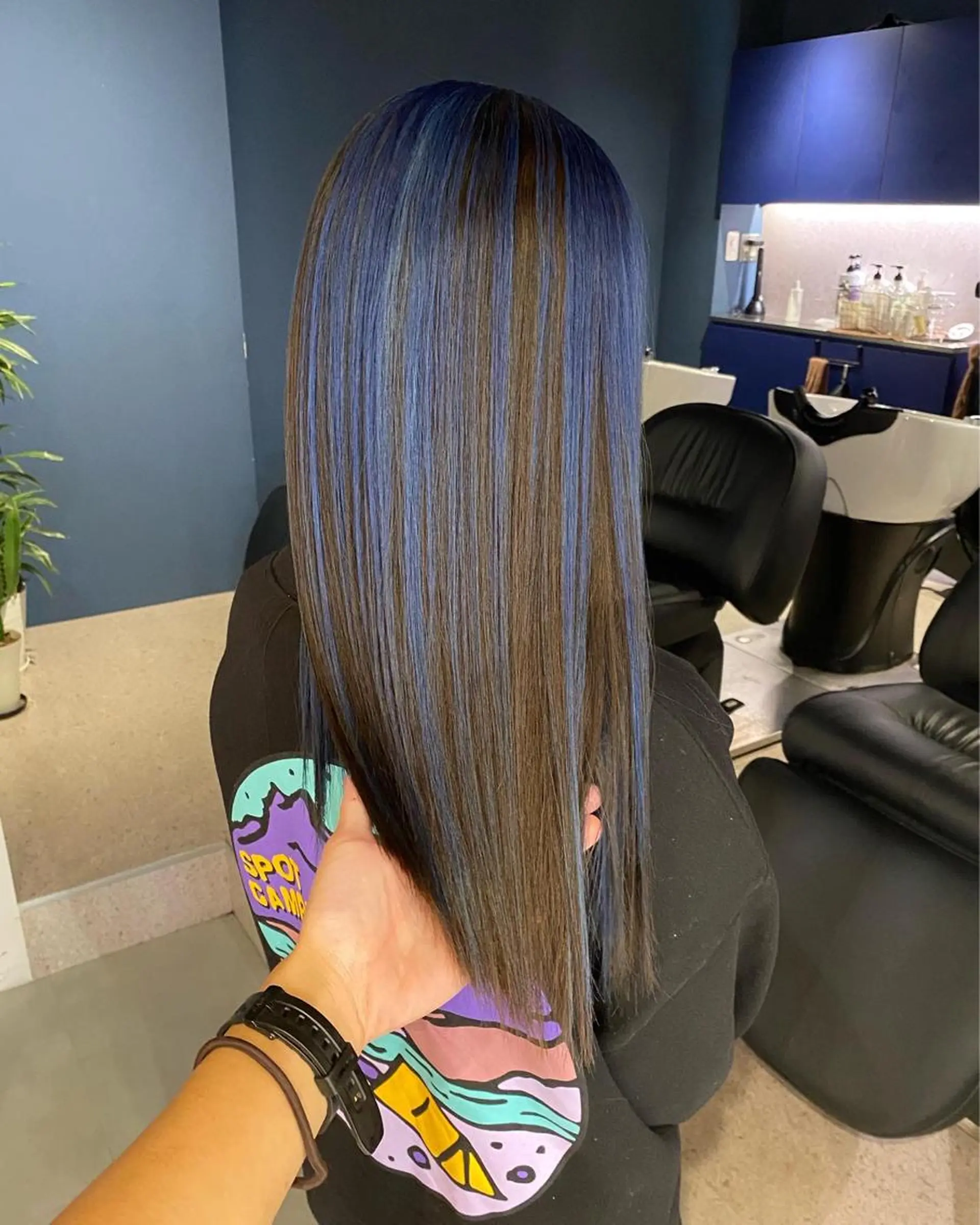 ミディアム ハイトーン/ ボブ 中村麟のヘアスタイル