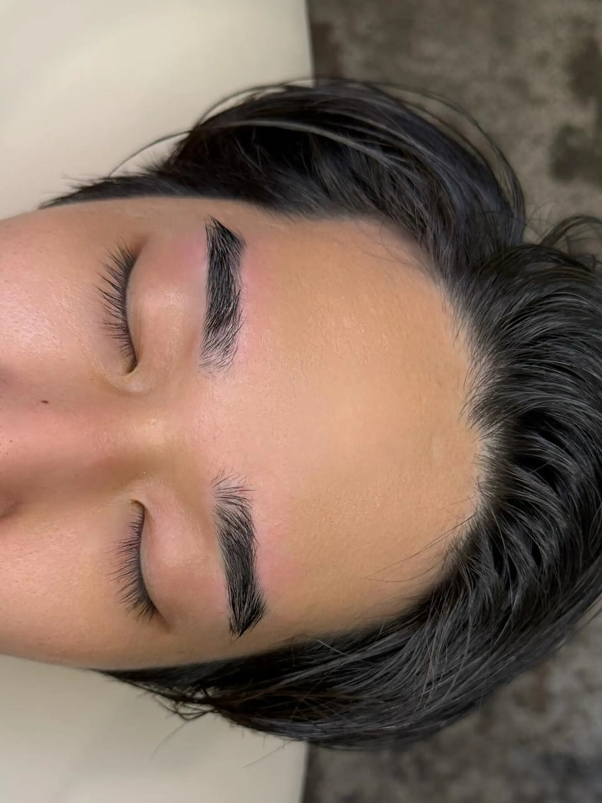 アイブロウ メンズ メンズアイブロウ 眉毛ワックス脱毛 e.moa エモアの眉毛・アイブロウイメージ