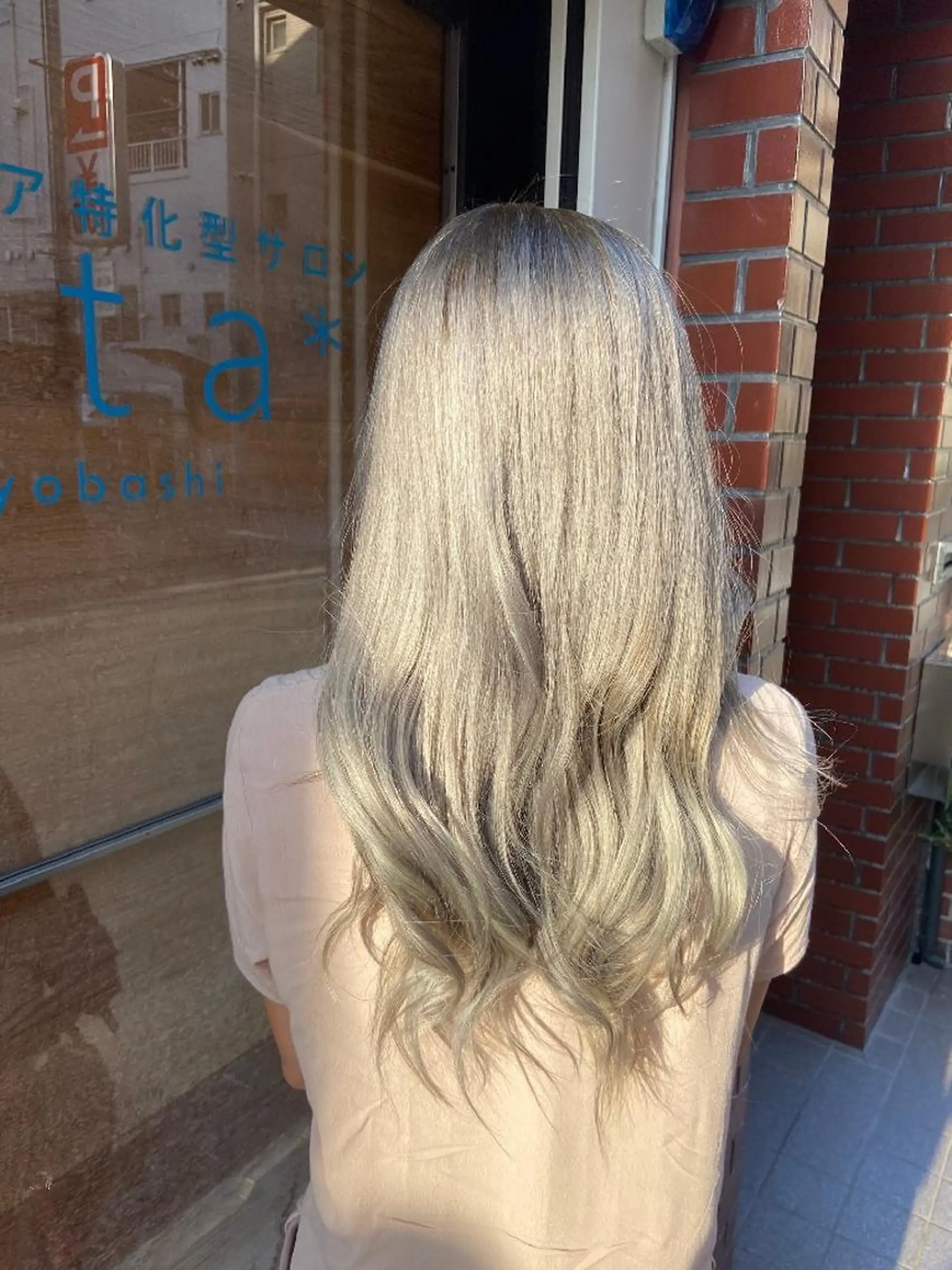 カラー ロング カット ヘアカラー 【ネウィ天王寺 】seiyaのヘアスタイル