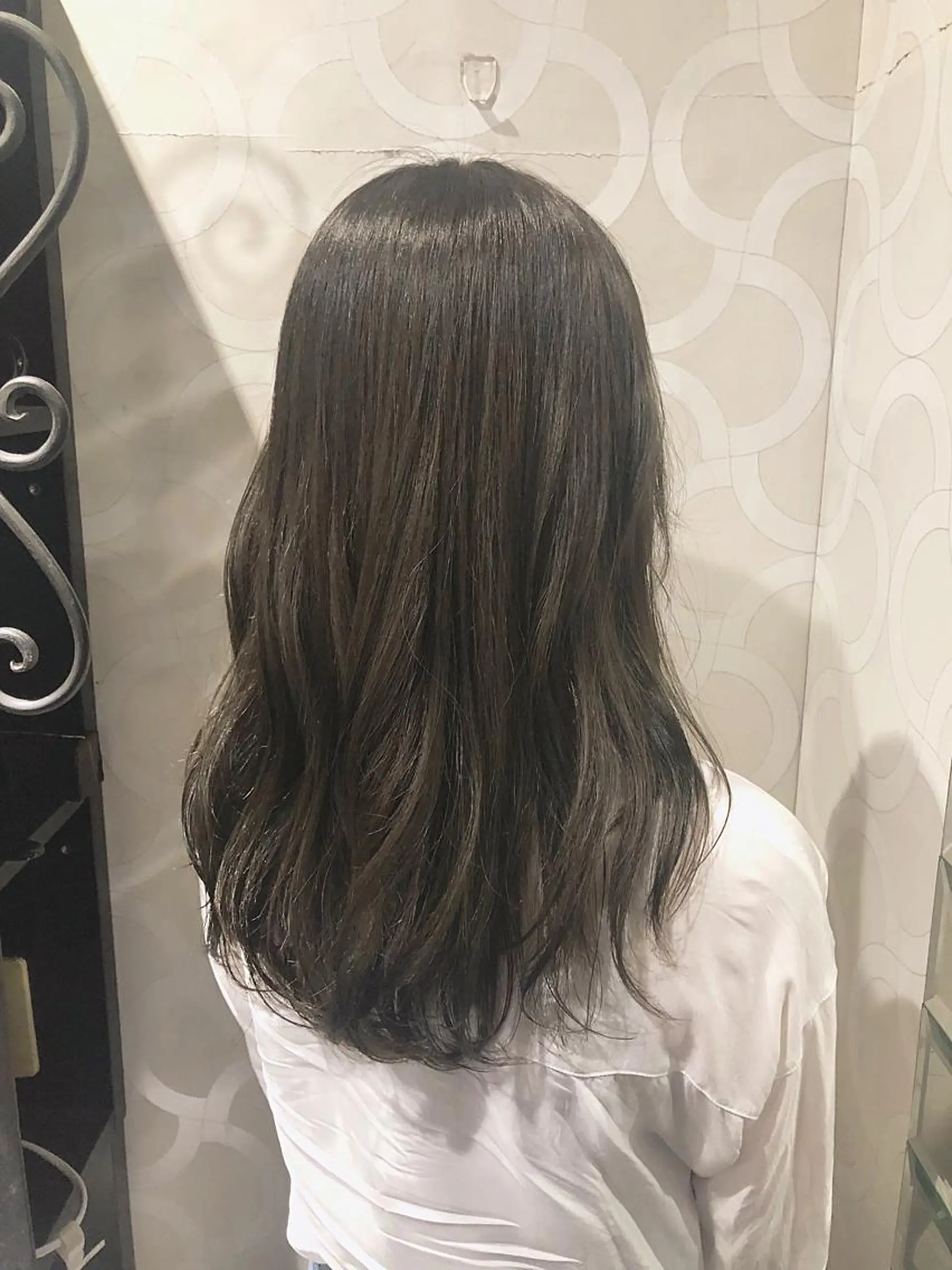 ロング カラー グレージュ オリーブグレージュ オリーブグレー 韓国ヘア ♡tomimaのヘアスタイル