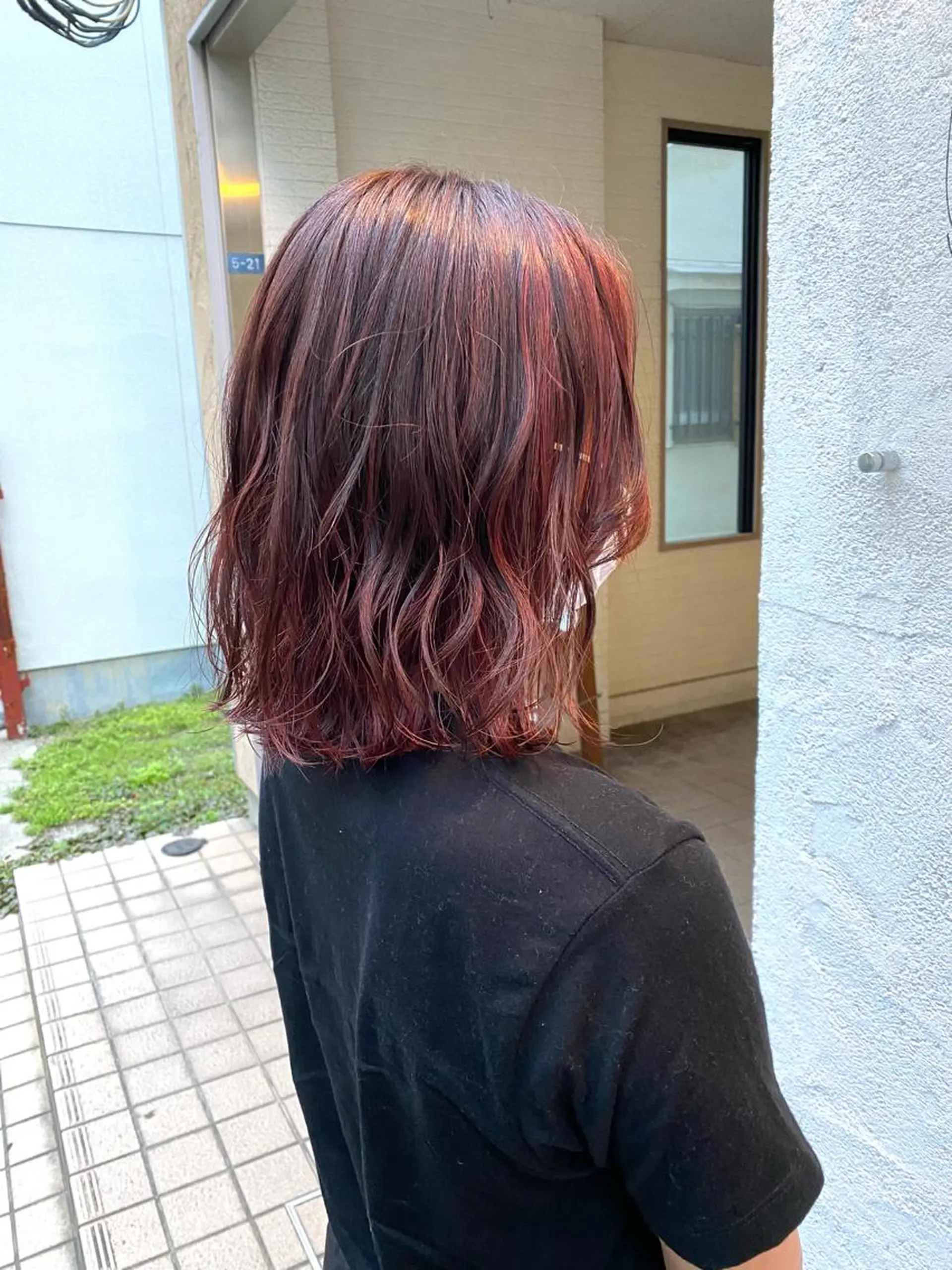 カラー ブリーチカラー よねだまことのヘアスタイル