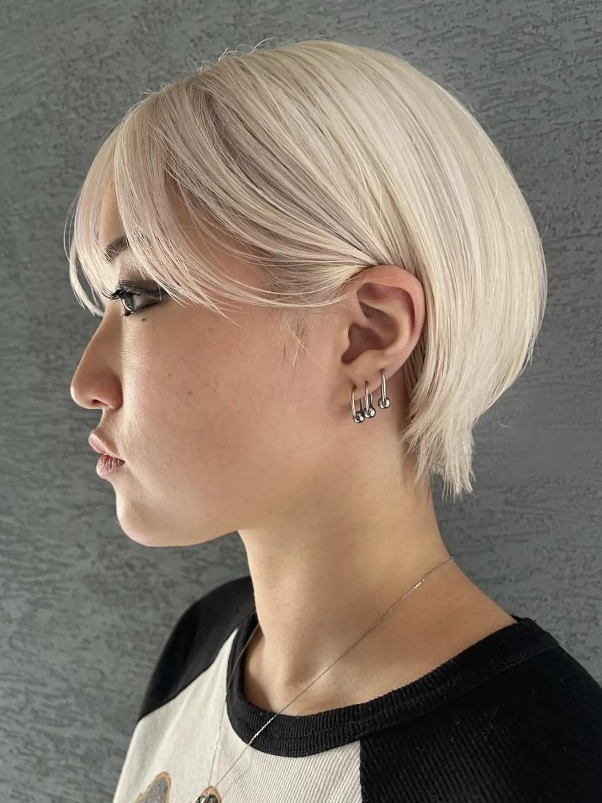 ショート カット ヘアカラー トリートメント ARCANAブリーチ レイヤーカット/原宿のヘアスタイル