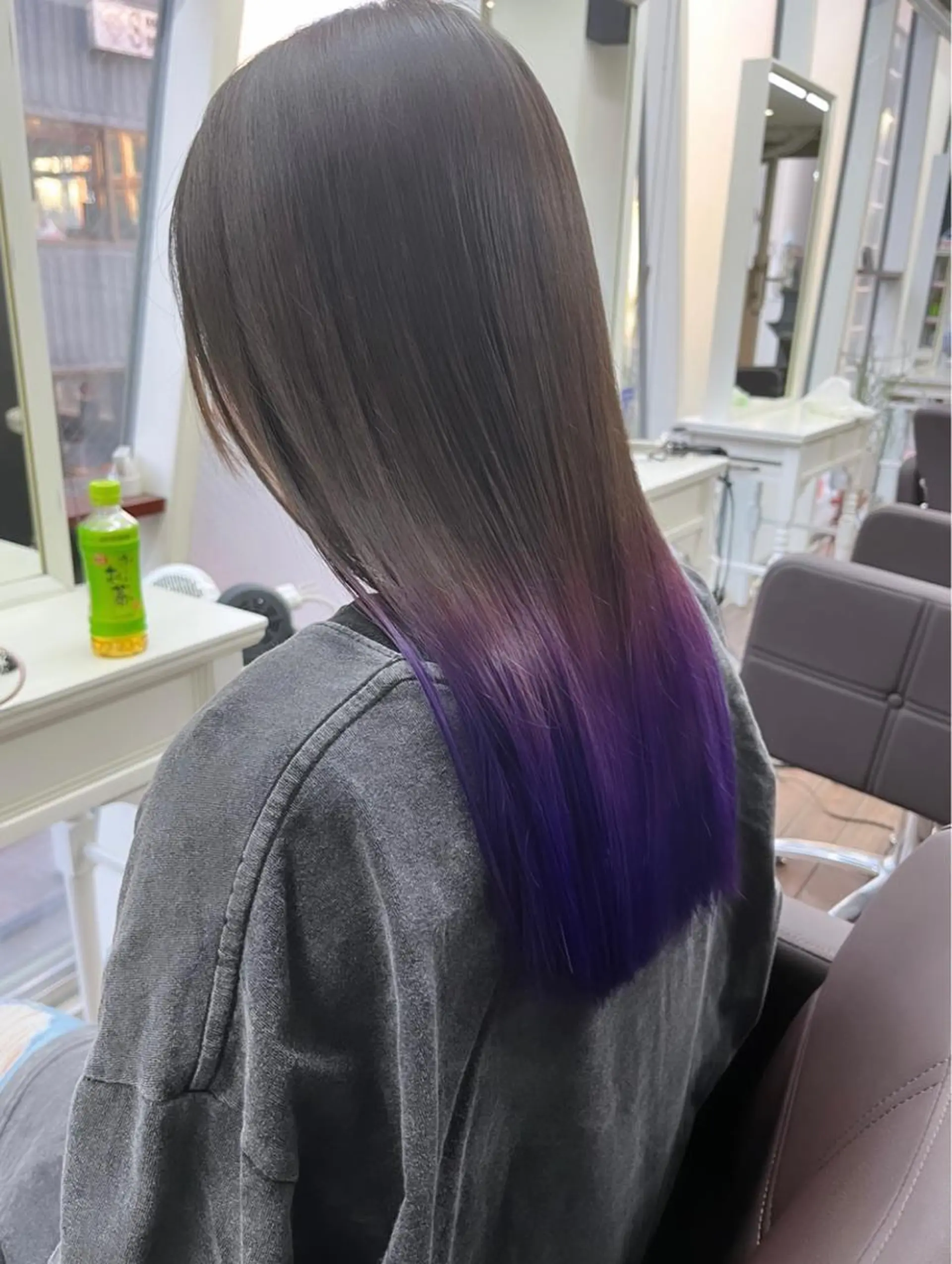 セミロング カラー WEG所属・韓国レイヤー/艶髪 WATSUKIのヘアスタイル