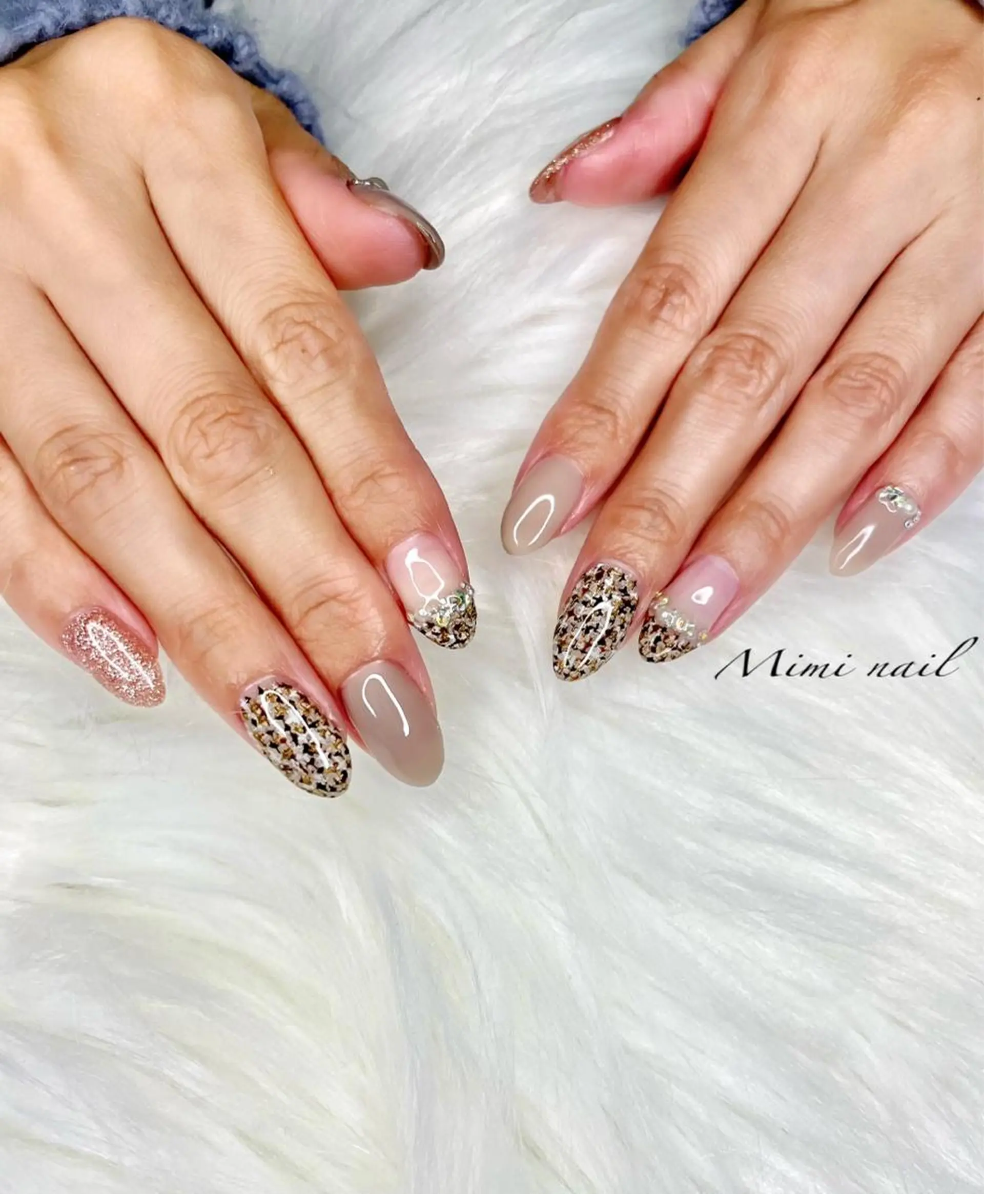 ミディアム ネイル ツイードネイル ハンドネイル beauty salonM&Iのネイルデザイン
