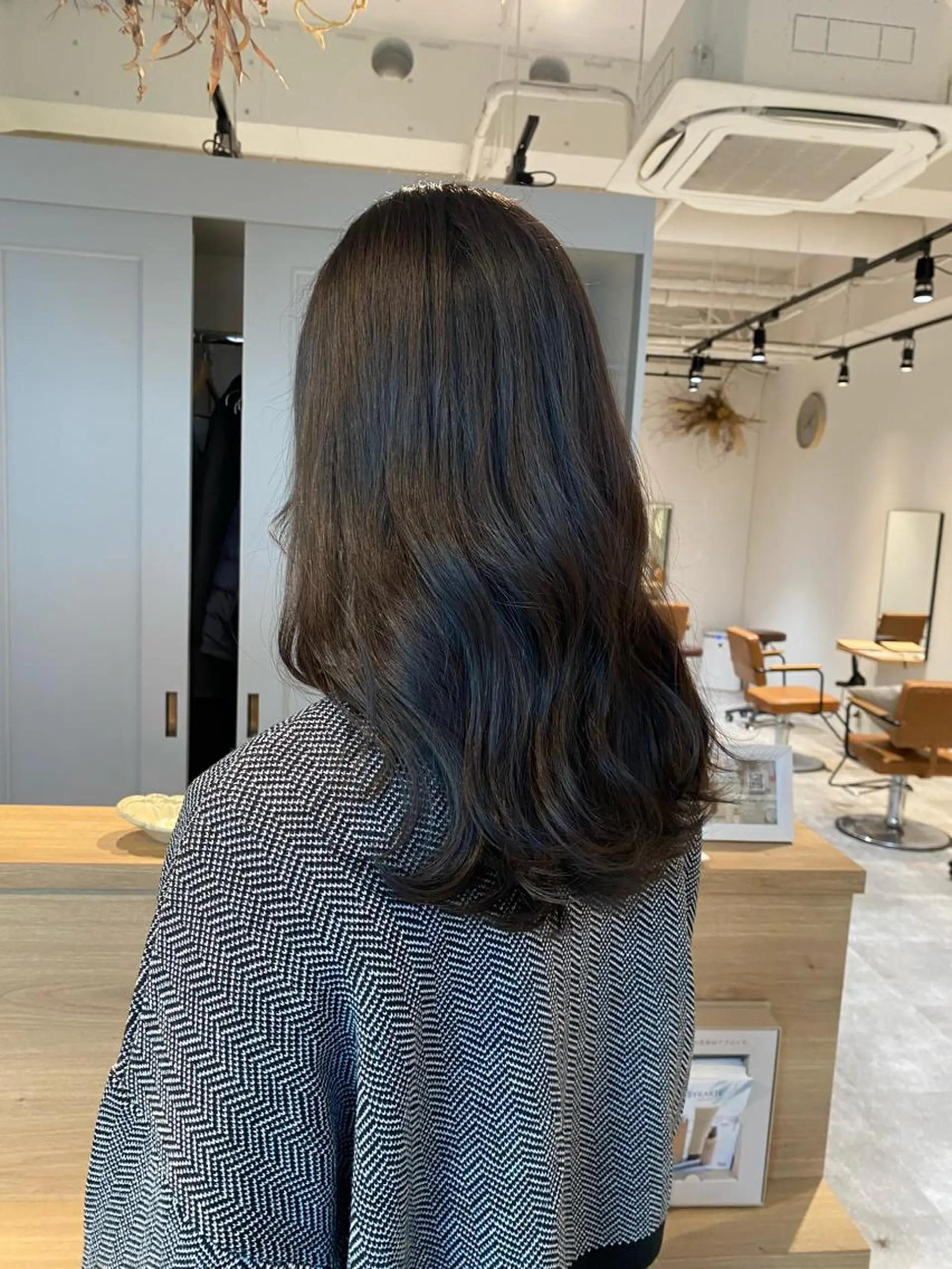 セミロング カラー グレージュ オリーブグレージュ オリーブグレー 韓国風ヘア オスズ 🎀´-のヘアスタイル