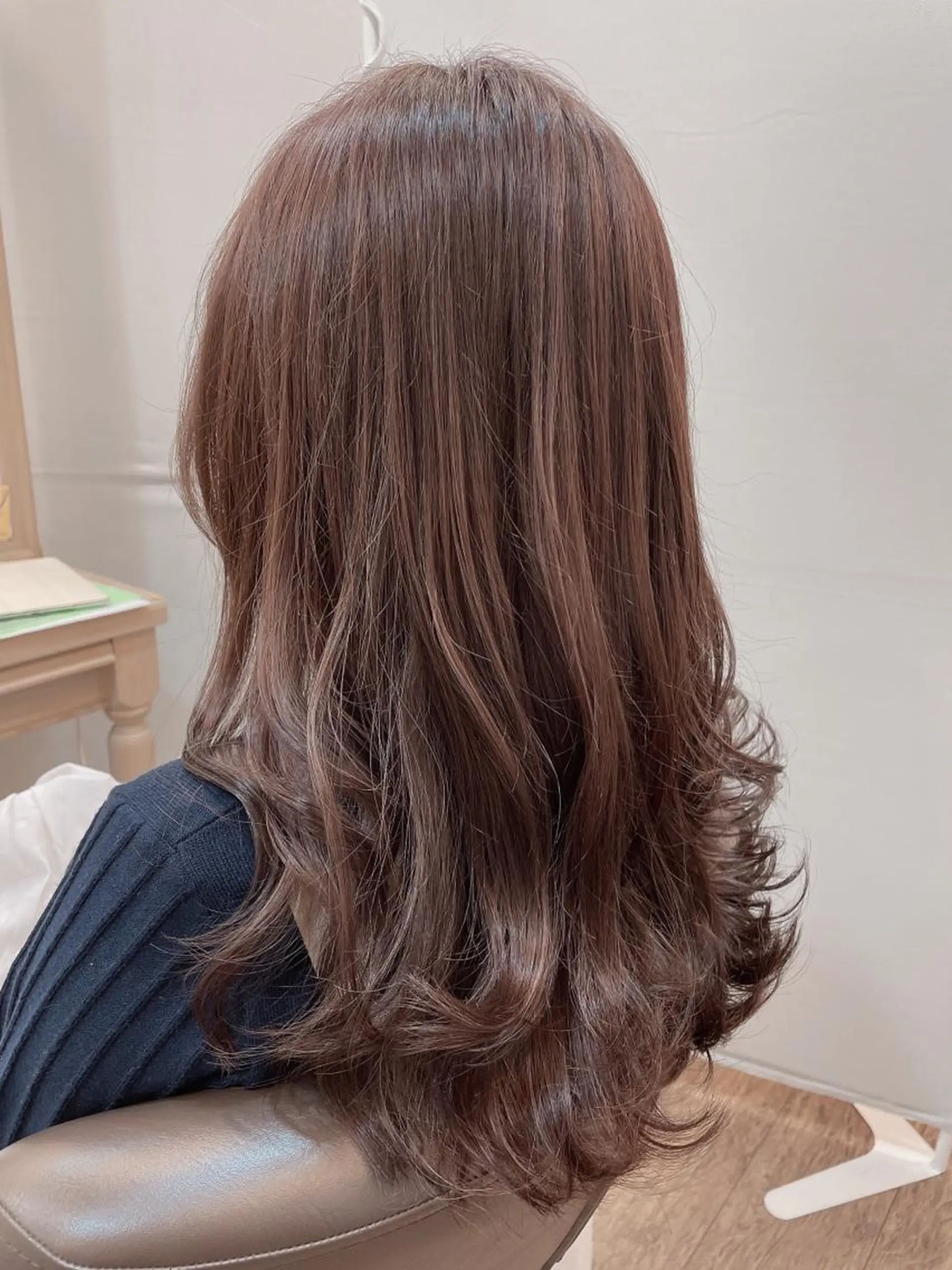 ロング カラー ベージュカラー ピンクカラー ピンクベージュ ヘアカラー トリートメント メンズパーマ🌀/ 中村郁未のヘアスタイル