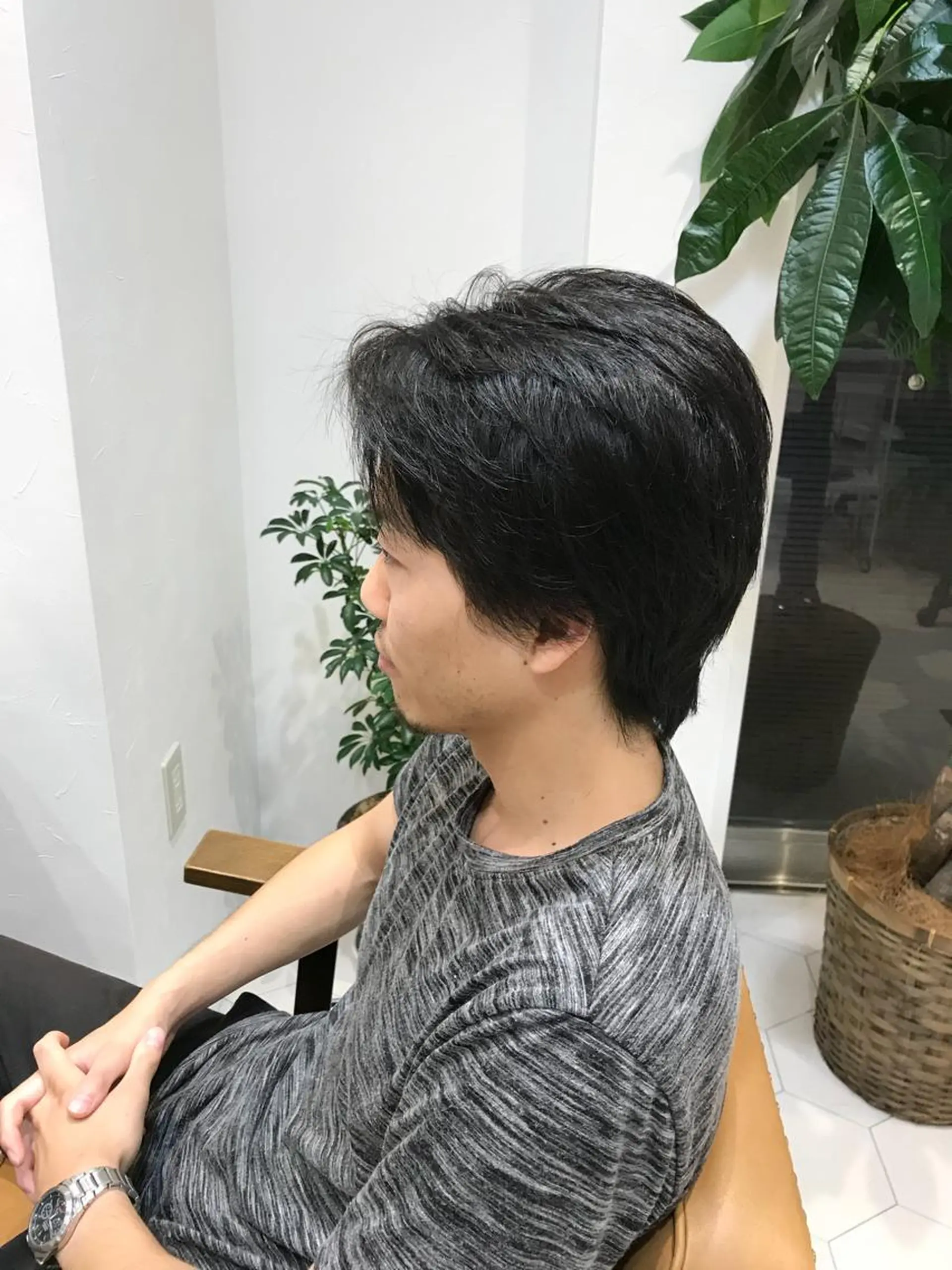 ショート CUETOGOSHIKOEN所属・舛添 龍一のヘアスタイル