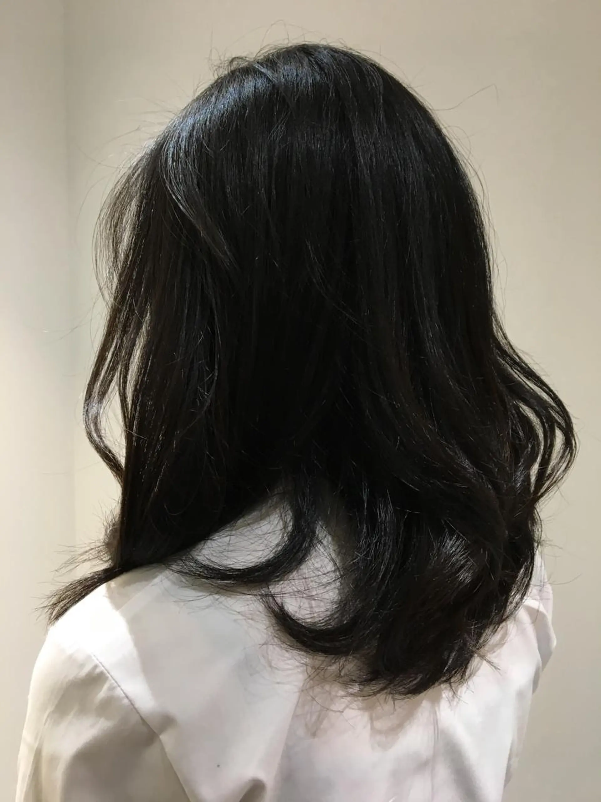 ミディアム たなか ちあきのヘアスタイル