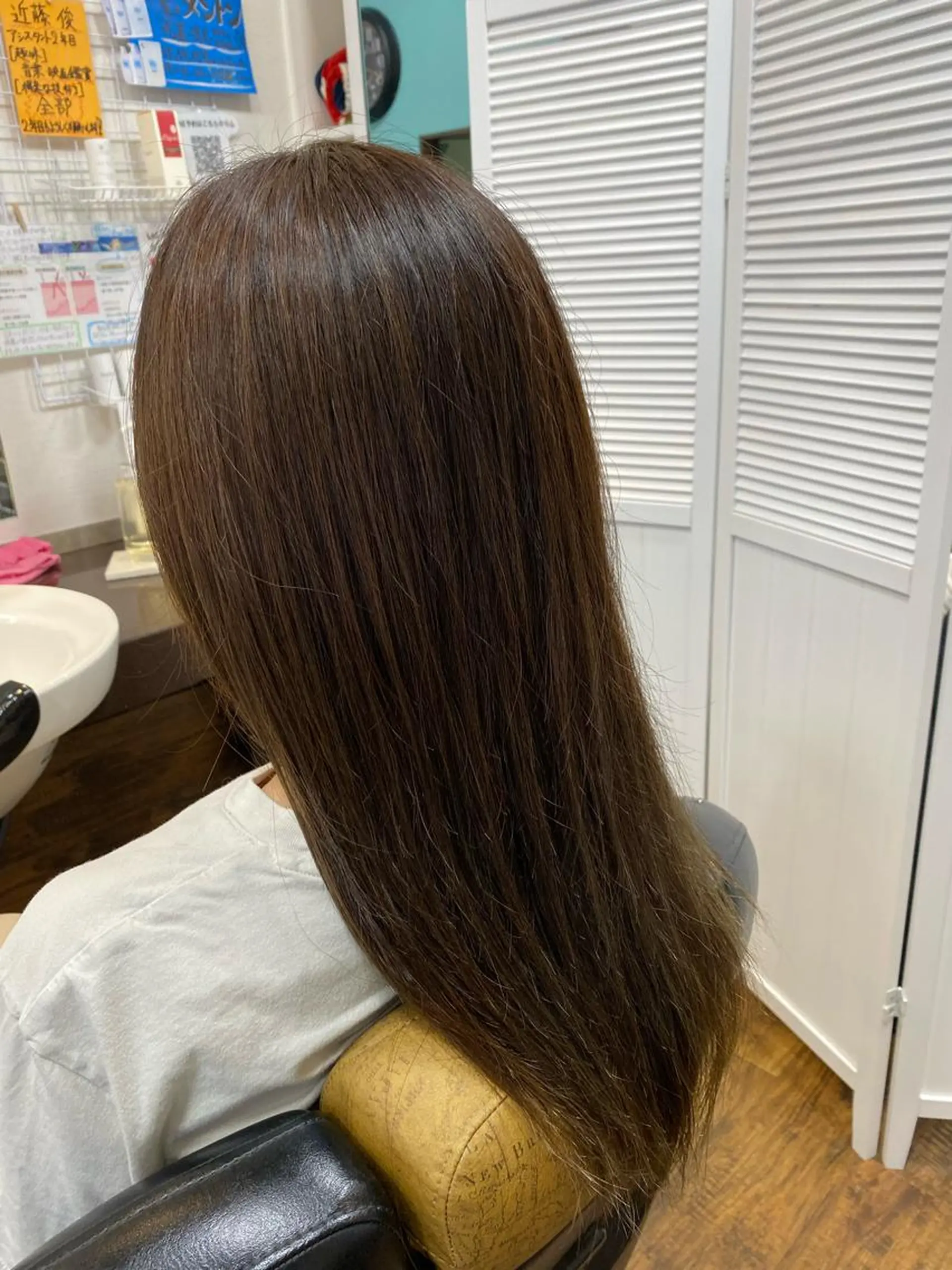 ロング カラー clomus梅田茶屋町店所属・髪質改善特化美容師 酸性ストレート近藤俊のヘアスタイル