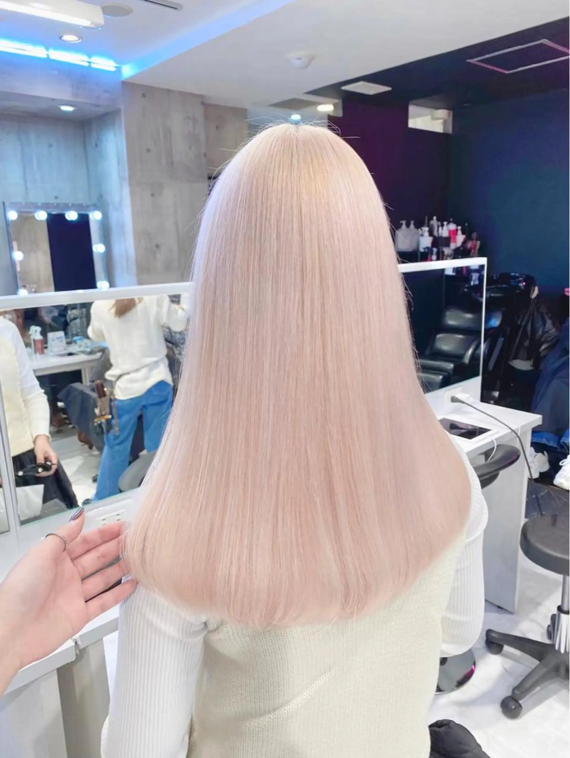 ロング カラー 🩶【推しハイトーン 】yuzu🩶のヘアスタイル