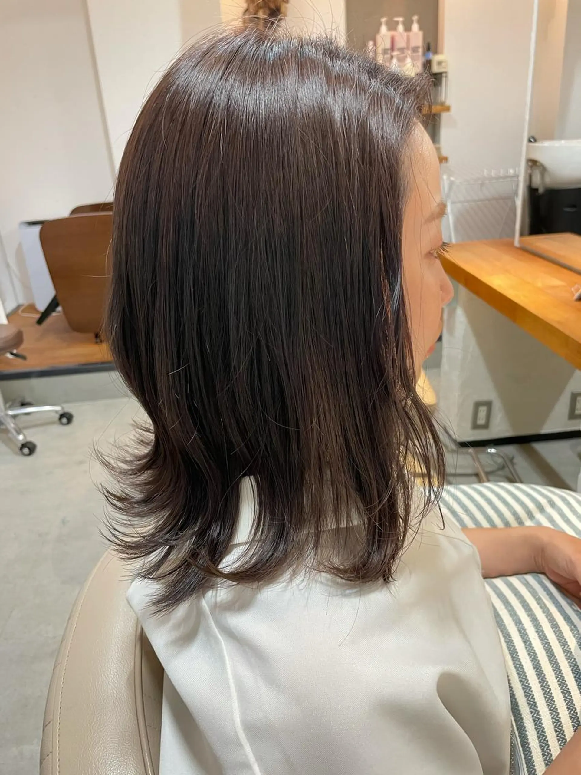 ミディアム カラー ベージュカラー ラベンダーカラー ラベンダーベージュ HaKU 藤本かすみのヘアスタイル