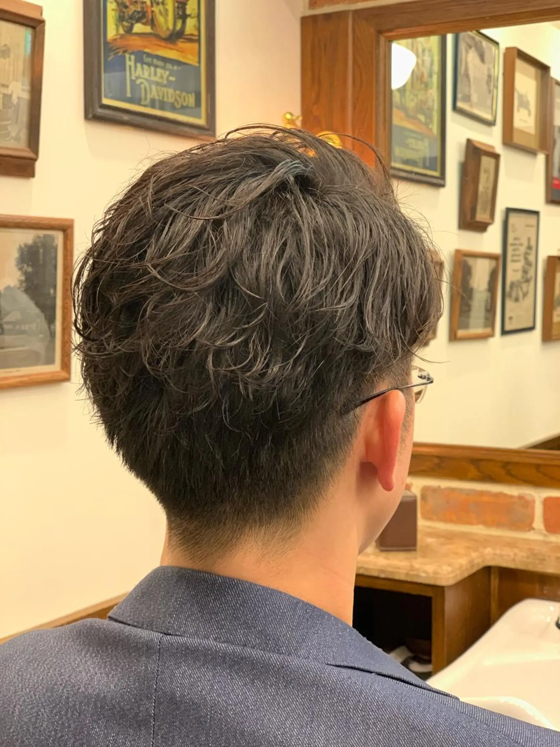 パーマ HIRO銀座　バーバーショップ丸の内所属・ヒロ銀座 林のヘアスタイル