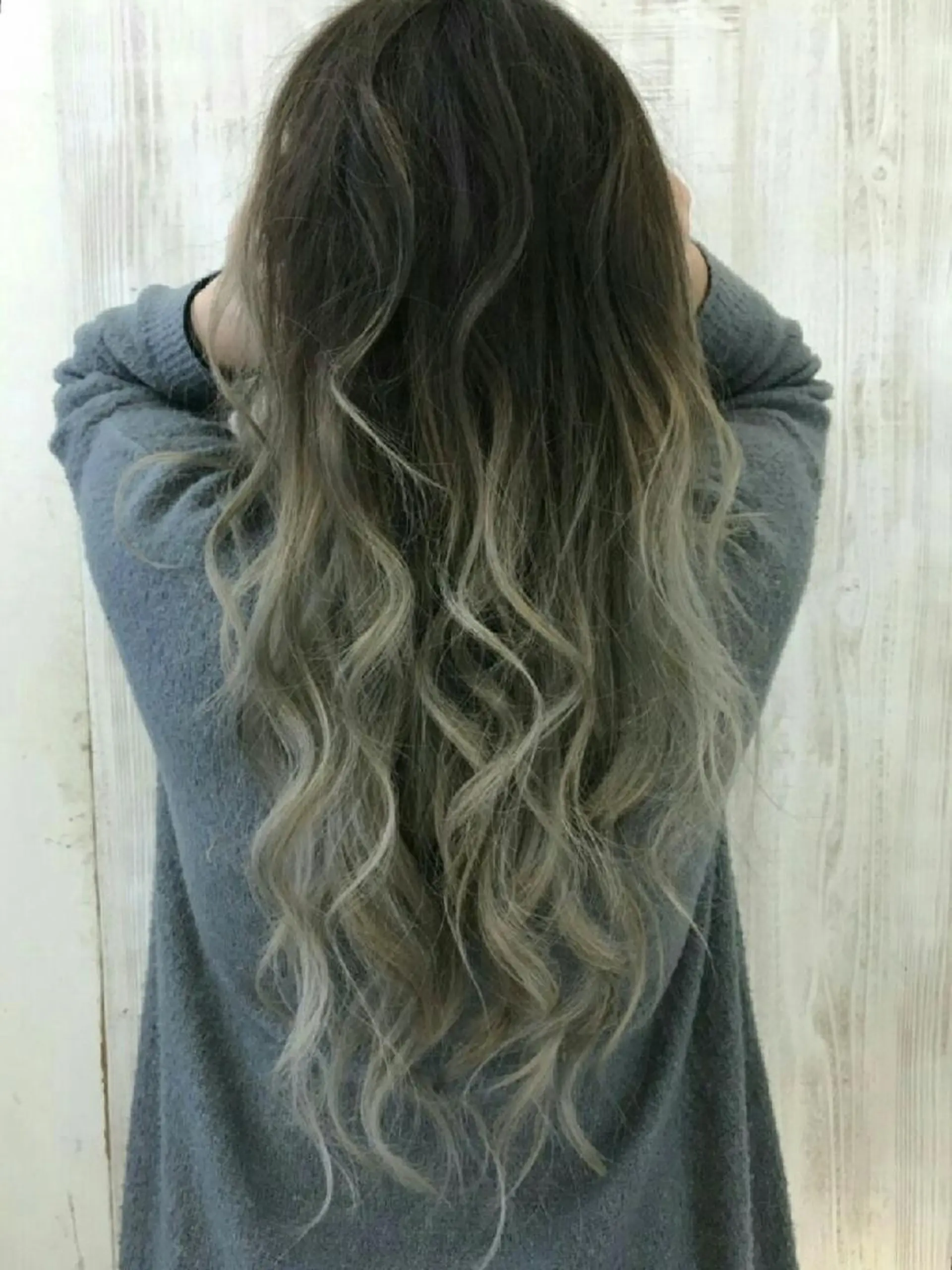 カラー 艶髪クリエイター🪽 秋田 聖也のヘアスタイル