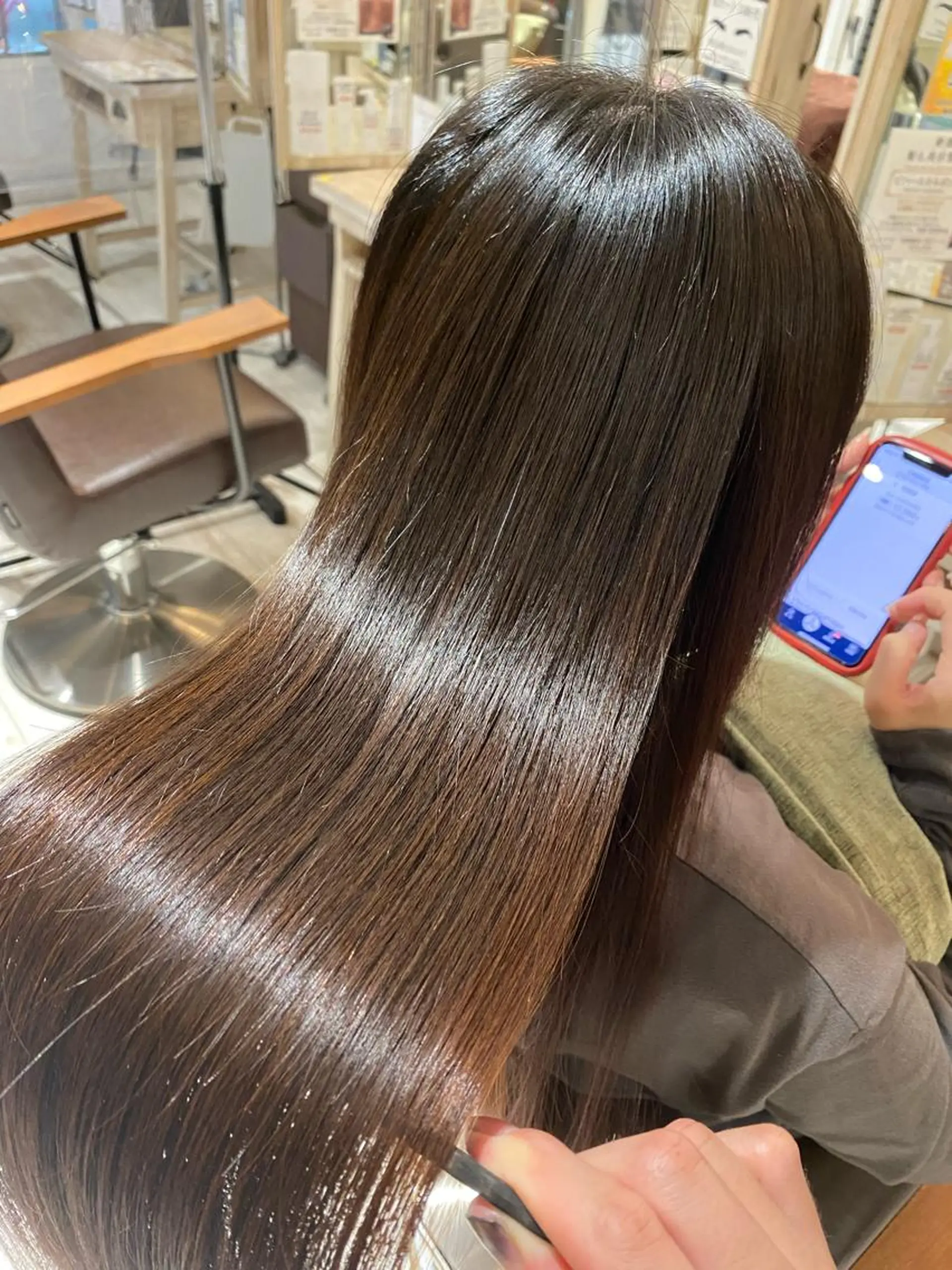 ロング 伸ばしかけ 髪質改善 トリートメント SALOWIN調布店所属・ツヤ髪師 kichiのヘアスタイル