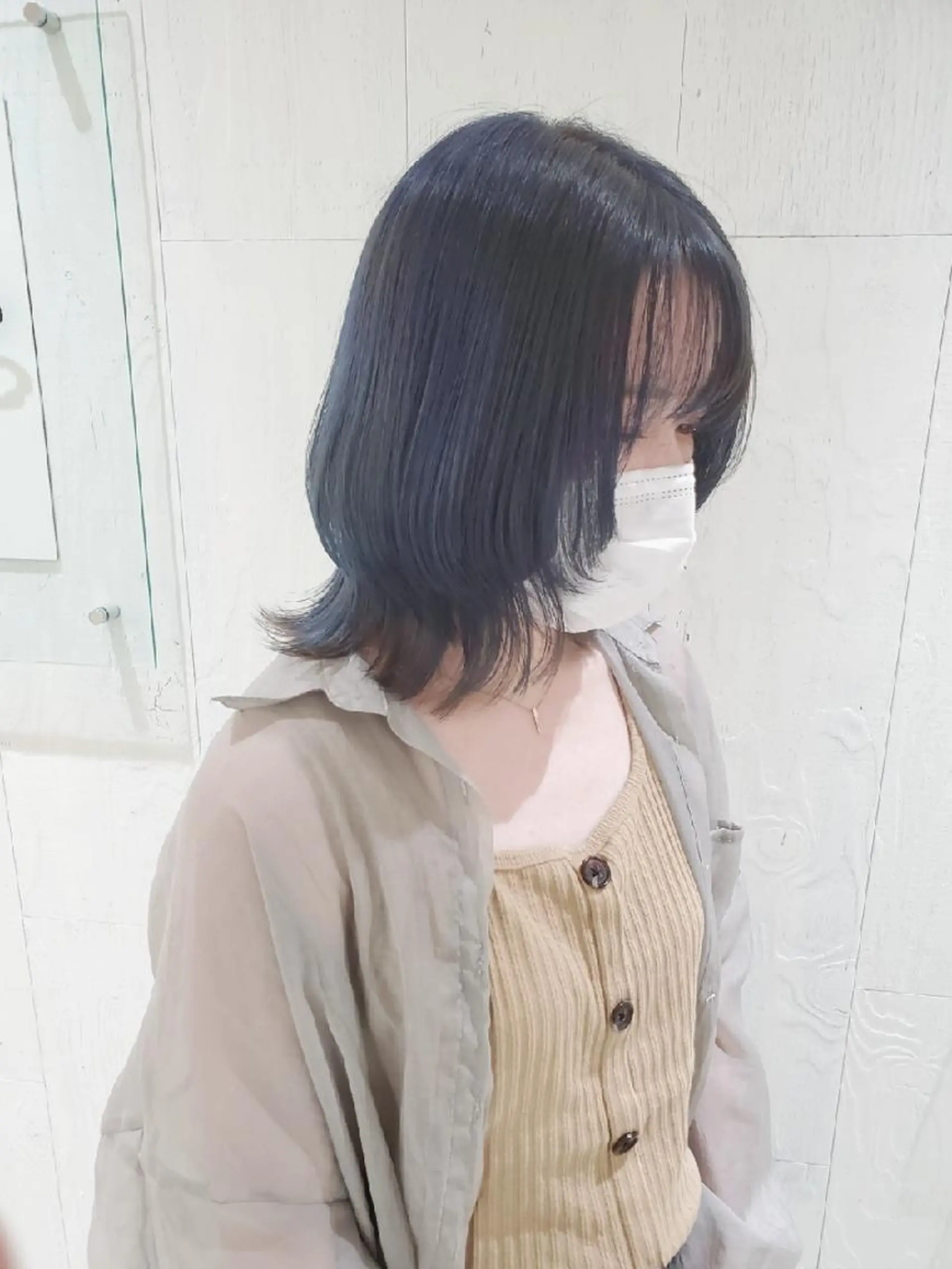 ミディアム カラー ブルーカラー ウルフカット ヘアカラー トリートメント レイヤーカット/ ウルフカット/大橋 のヘアスタイル