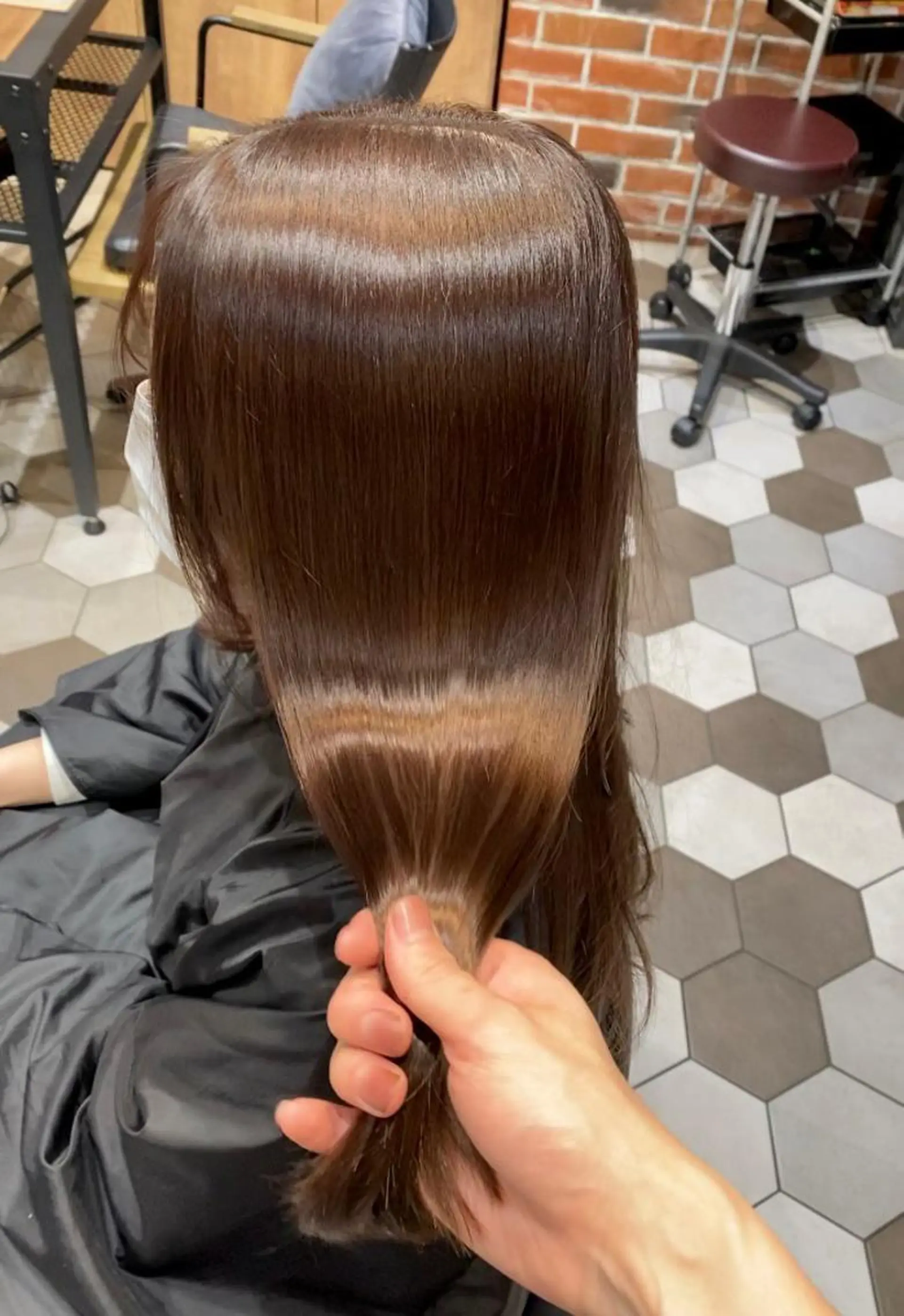 ロング 髪質改善縮毛矯正🫧 村上蒼生のヘアスタイル