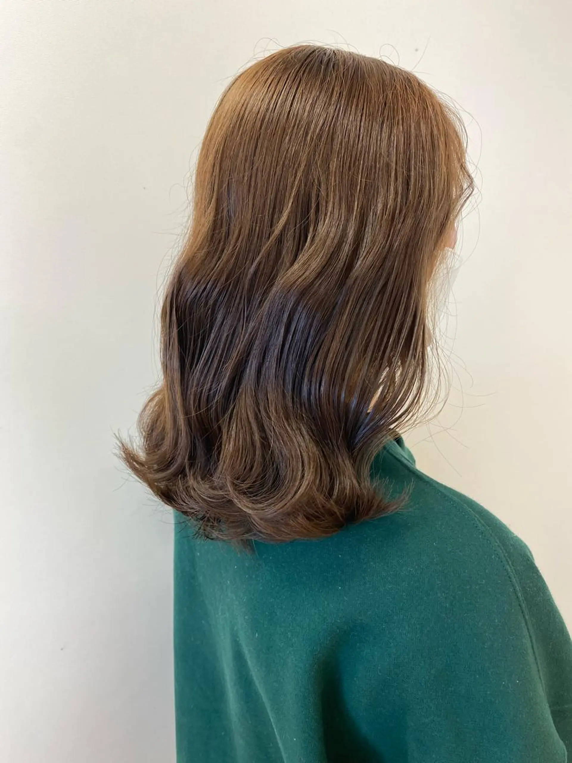 セミロング カラー ベージュカラー カット ヘアカラー ハイトーン/ウルフ /レイヤー/坂野幸伸のヘアスタイル