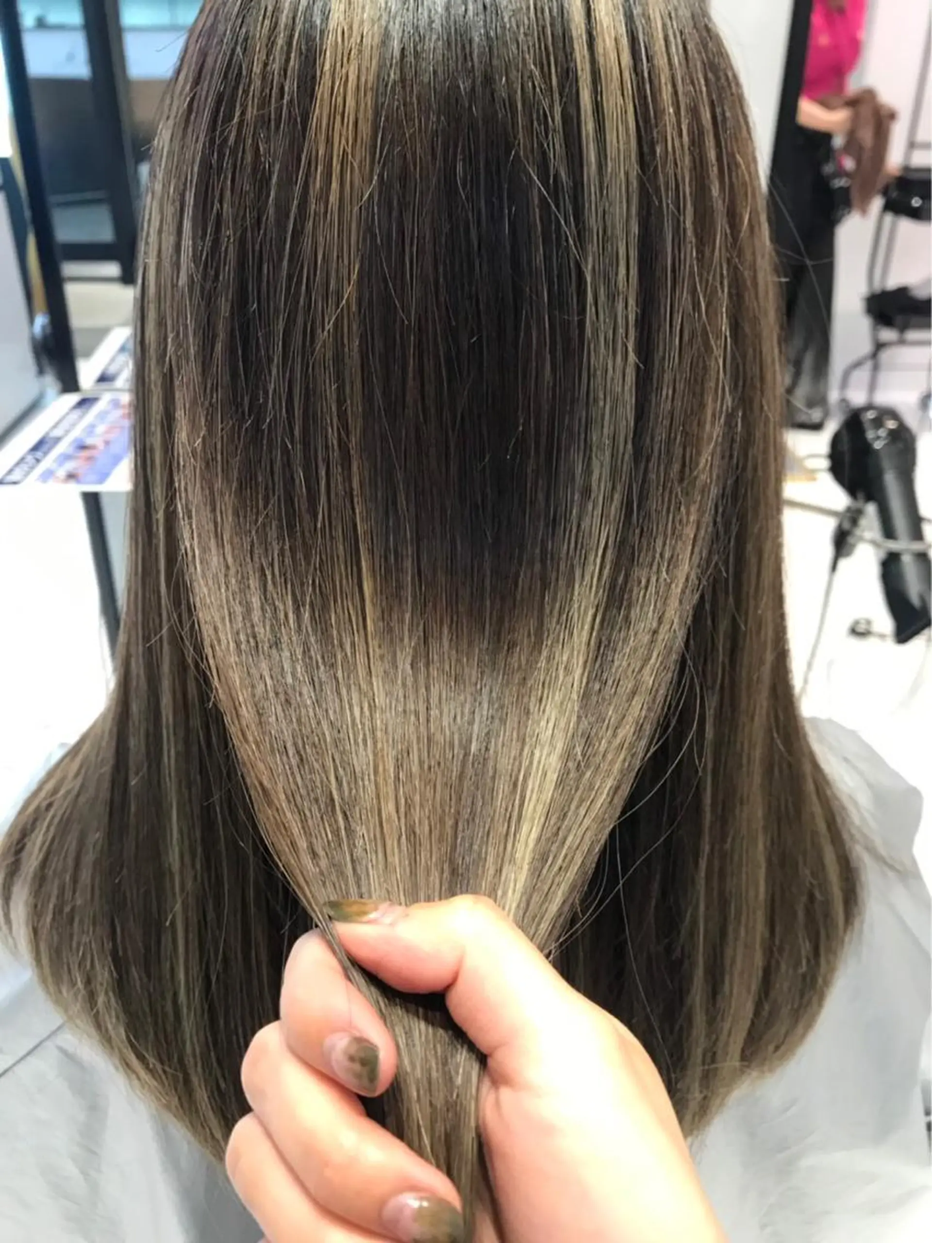 ロング カラー ブリーチ 髪質改善 トリートメント lamie by melt 吉祥寺 【ラミエ バイ メルト】所属・【ミニモ公認】*似合 わせ職人*滝田拳史のヘアスタイル