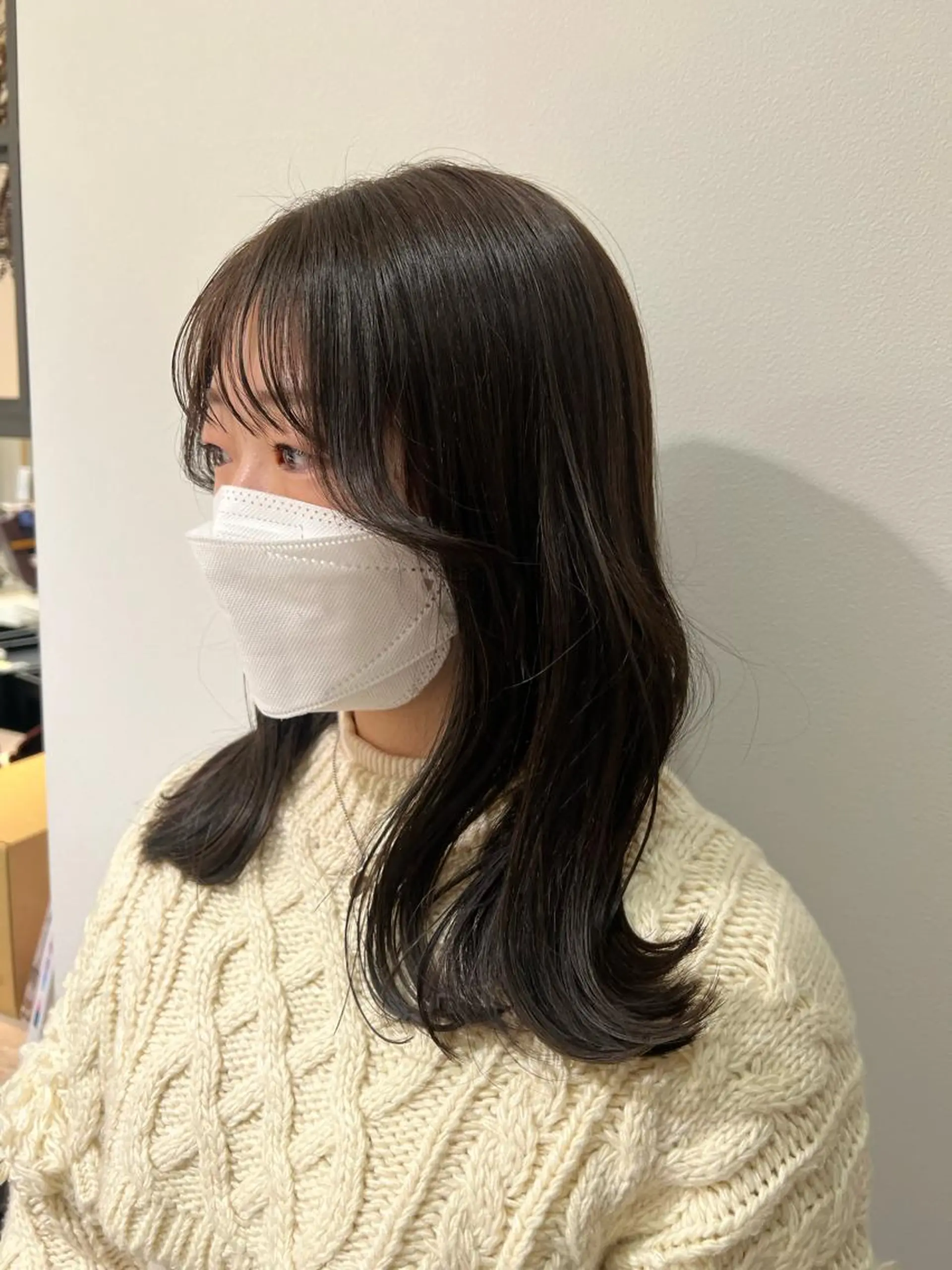 ミディアム 西邑 環のヘアスタイル
