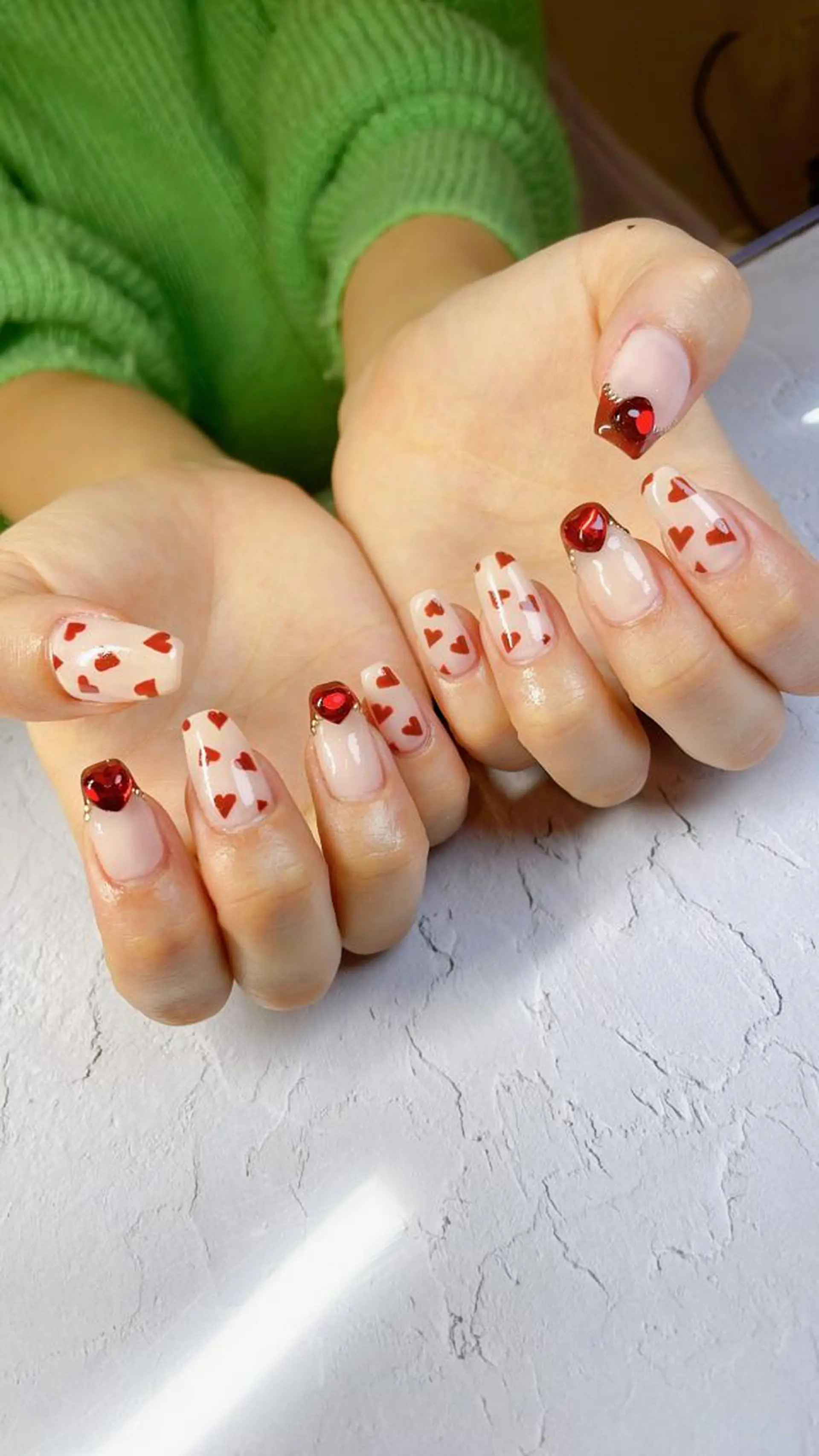 ネイル アートネイル ハート ハンドネイル LaLa Peach 福岡のマツエク・マツパデザイン