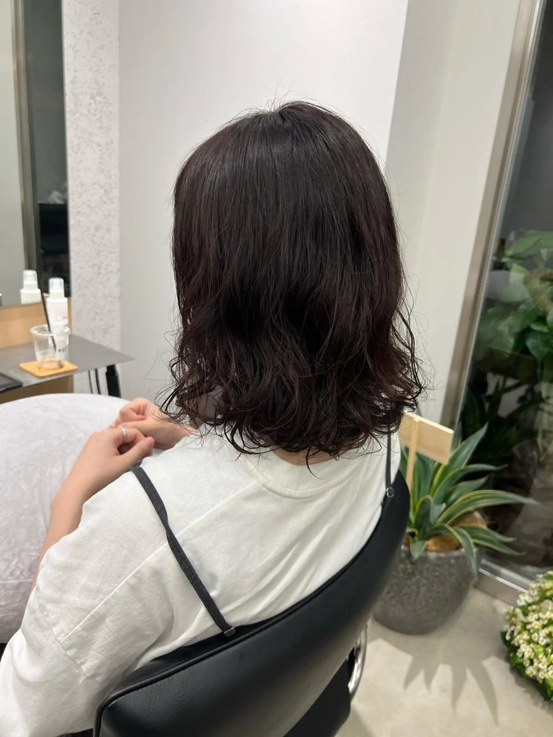 セミロング パーマ カット ヘアカラー バレイヤージュ茅ヶ崎 オオタ カズキのヘアスタイル