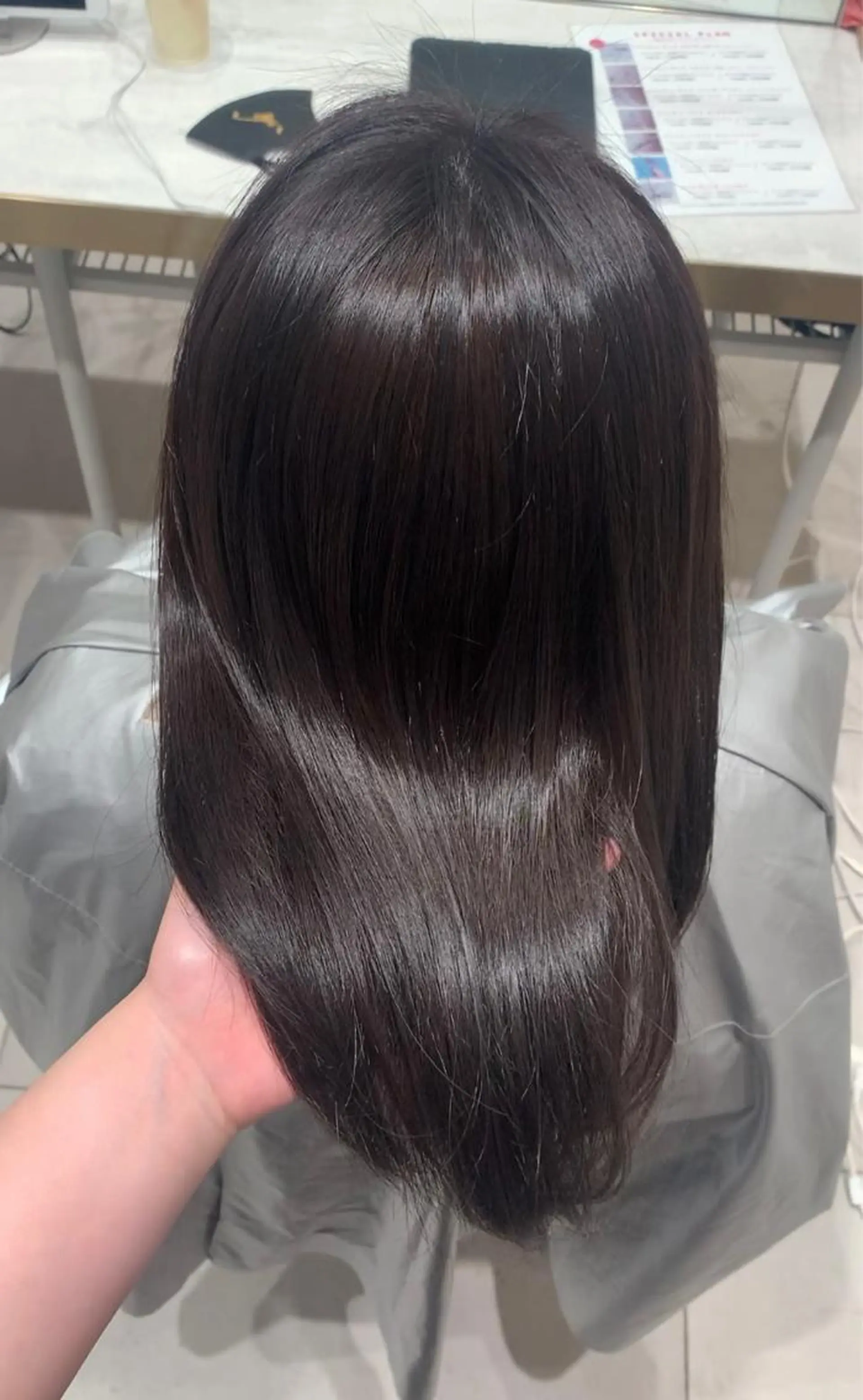 セミロング カラー ヘアアレンジ 内田 志乃のヘアスタイル