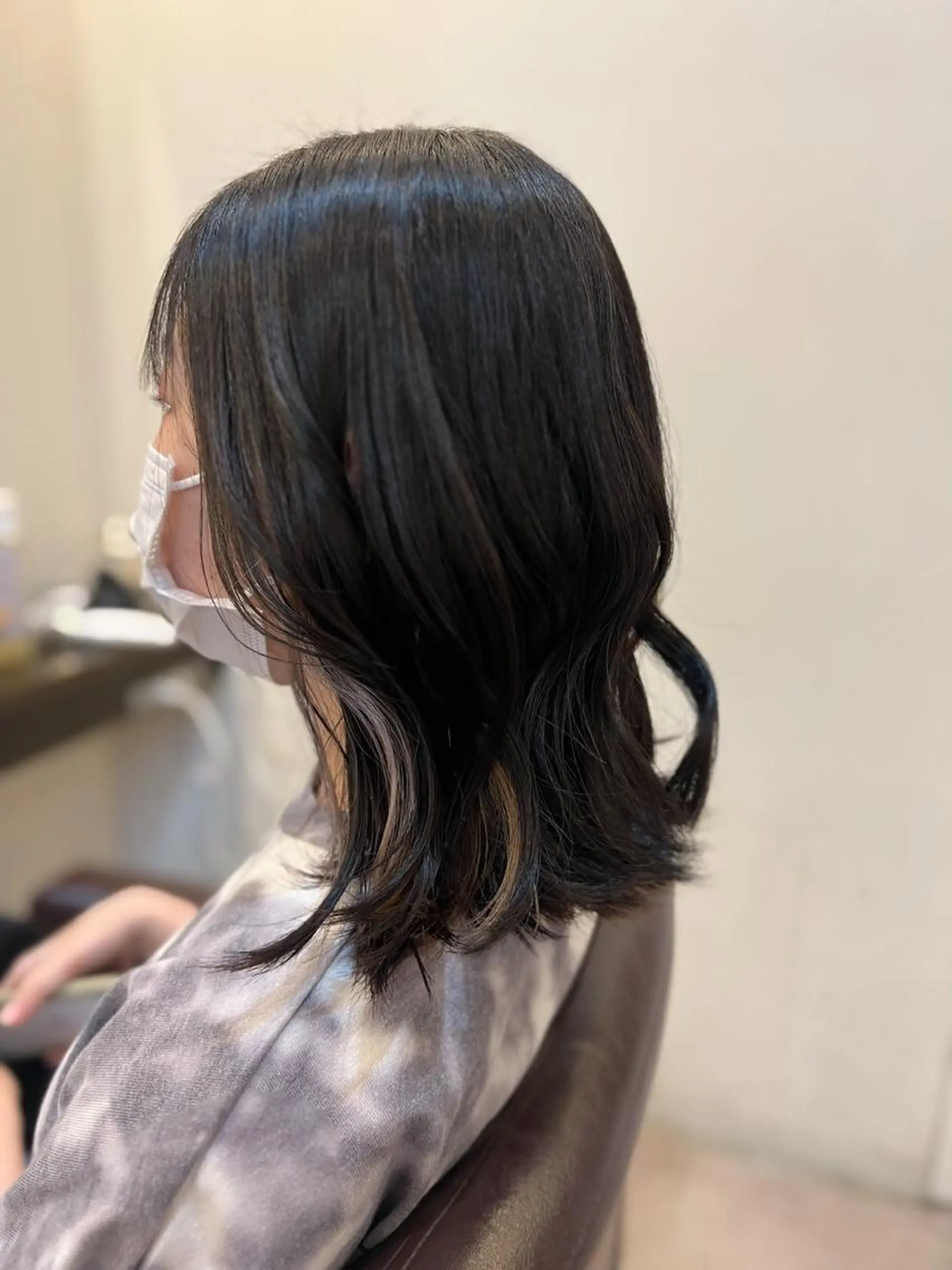 ミディアム カラー ルービック 梅田茶屋町店のヘアスタイル